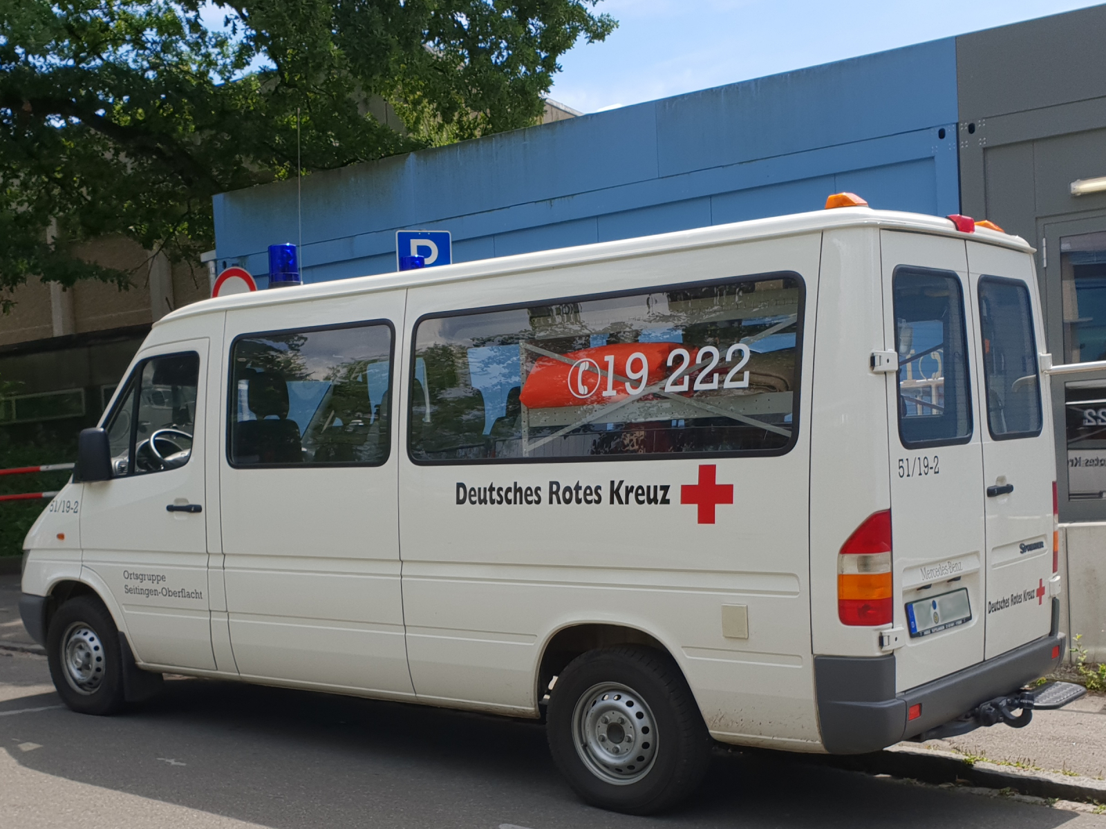 Mercedes Benz Sprinter Deutsches Rotes Kreuz