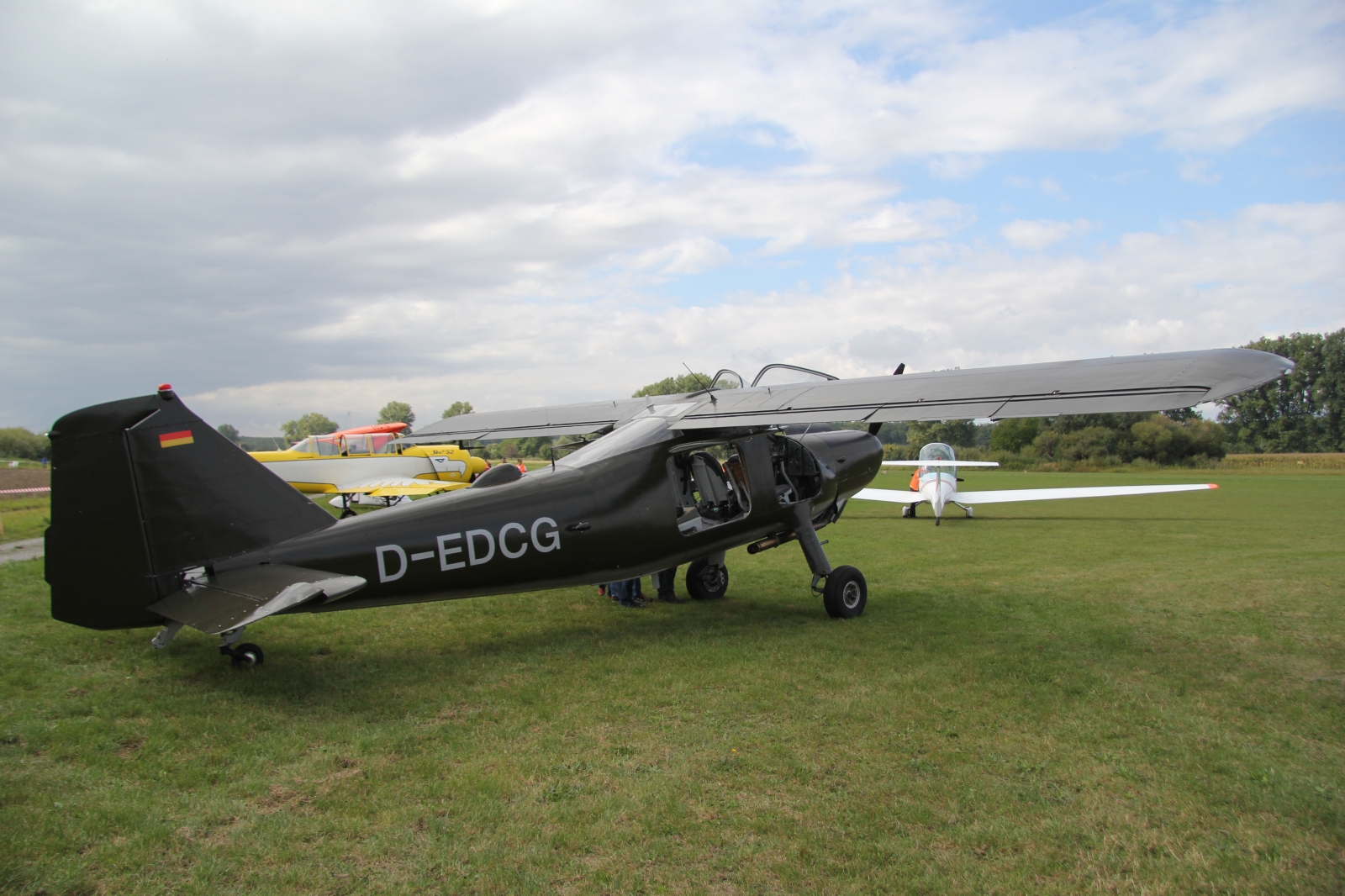 Dornier DO 27 1B