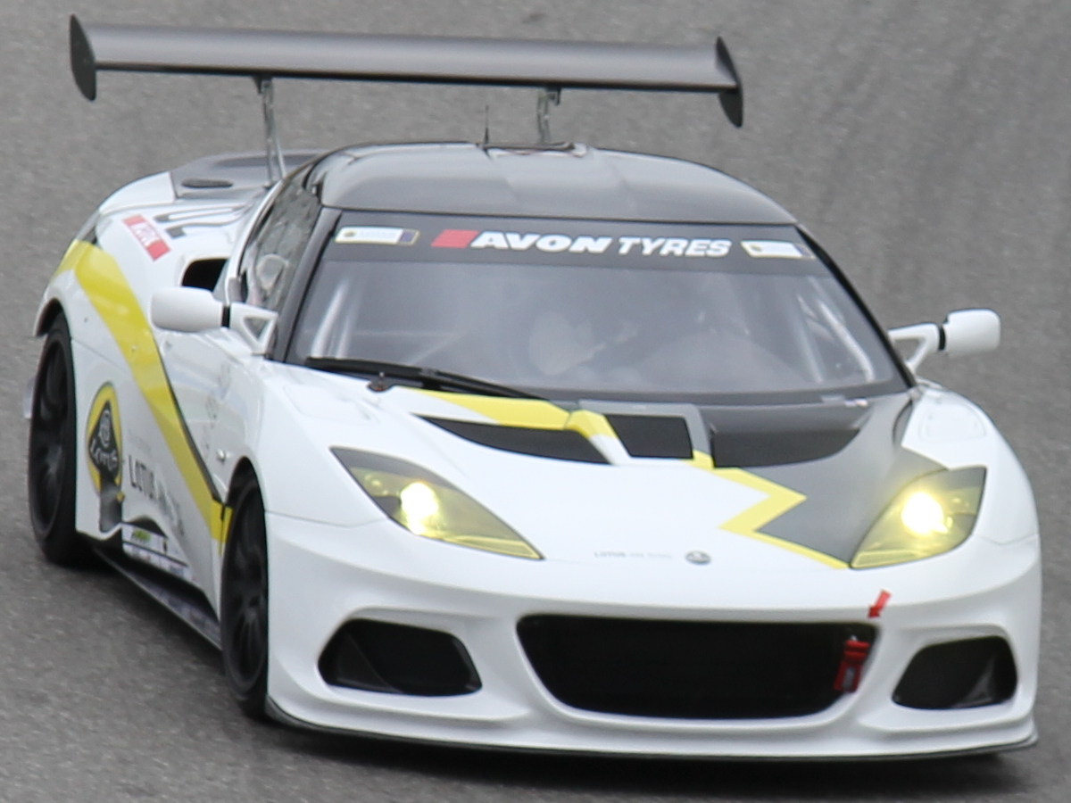 Lotus Evora GT4