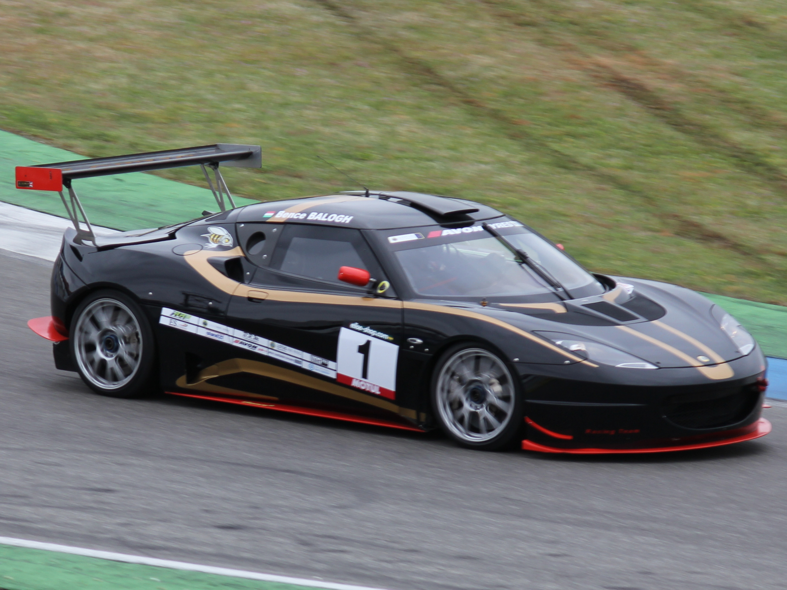Lotus Evora GT4