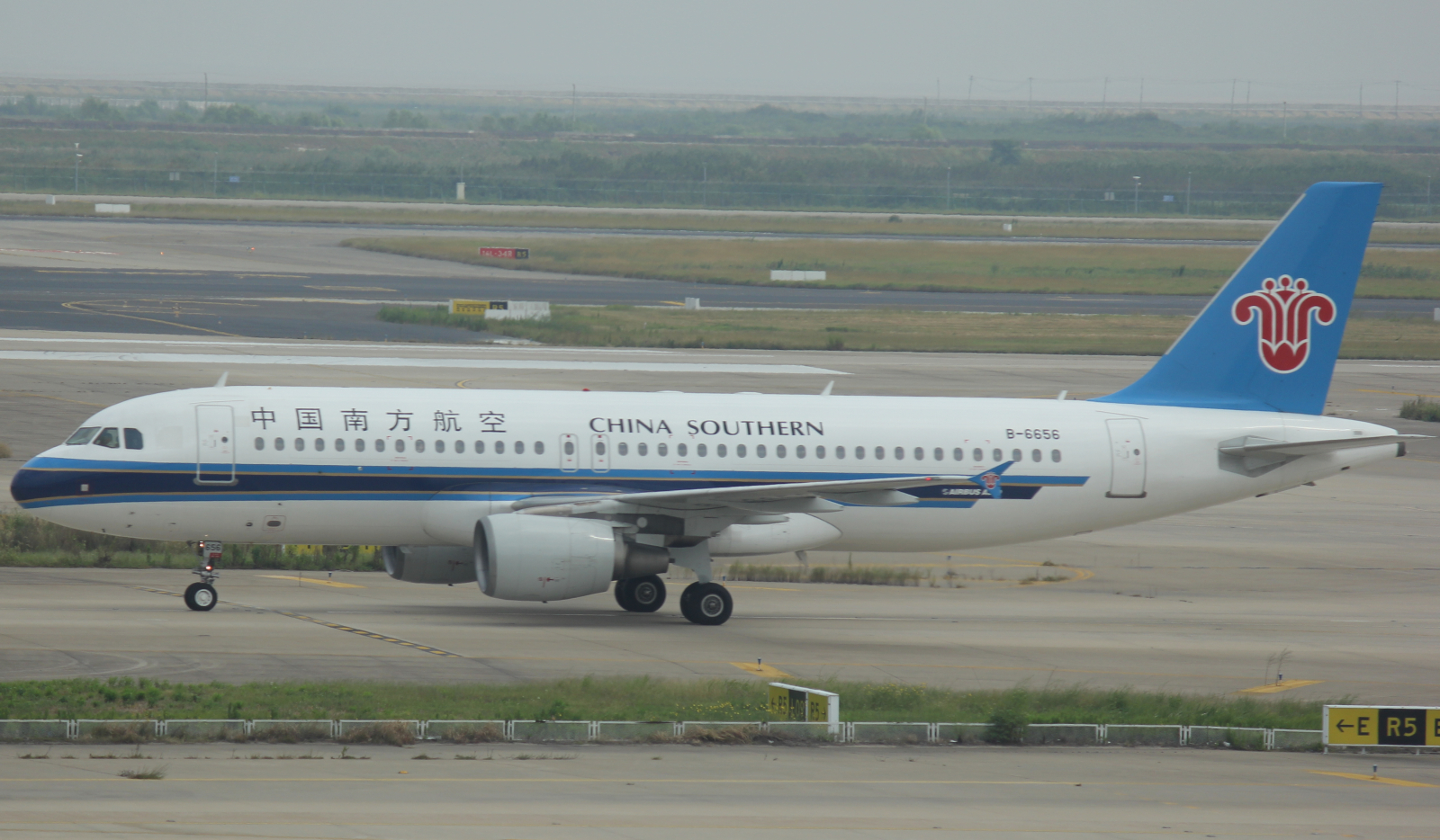 Airbus A 320 von China Southern