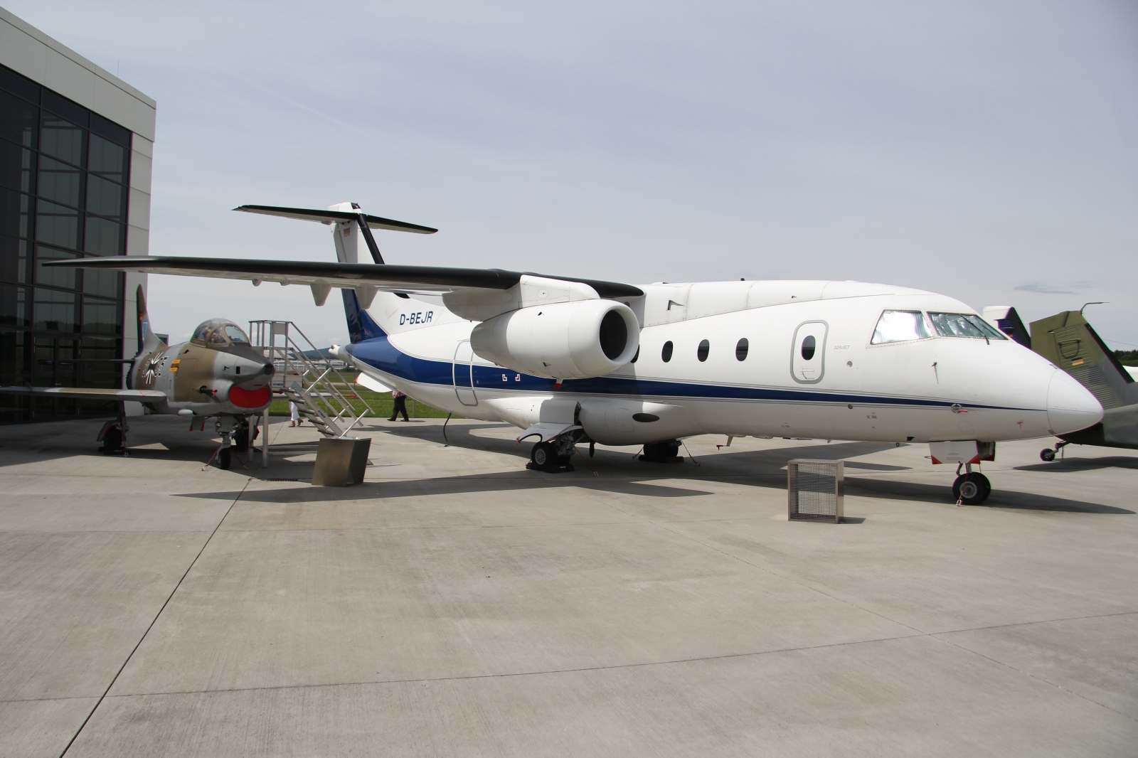 Dornier DO 328 Jet