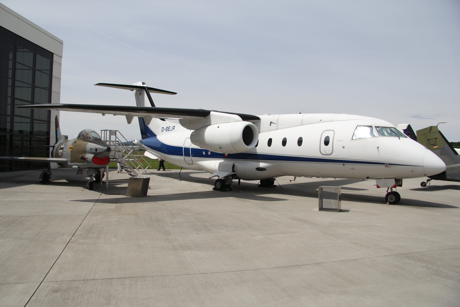 Dornier 328 Jet