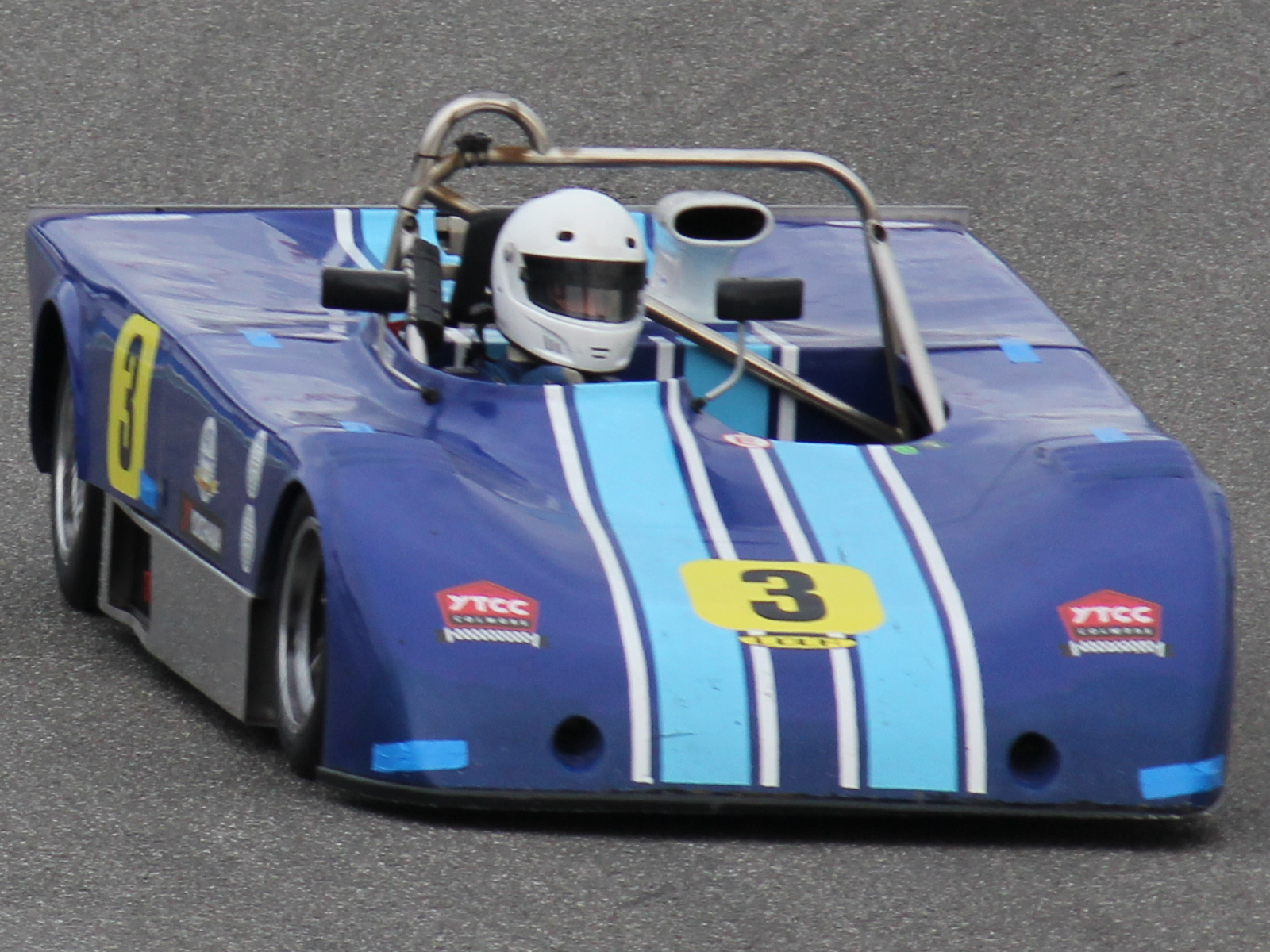 Lola T 492