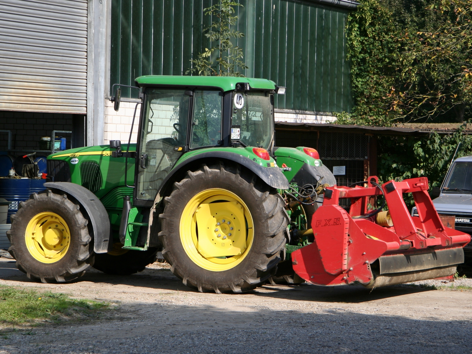 John Deere 6220