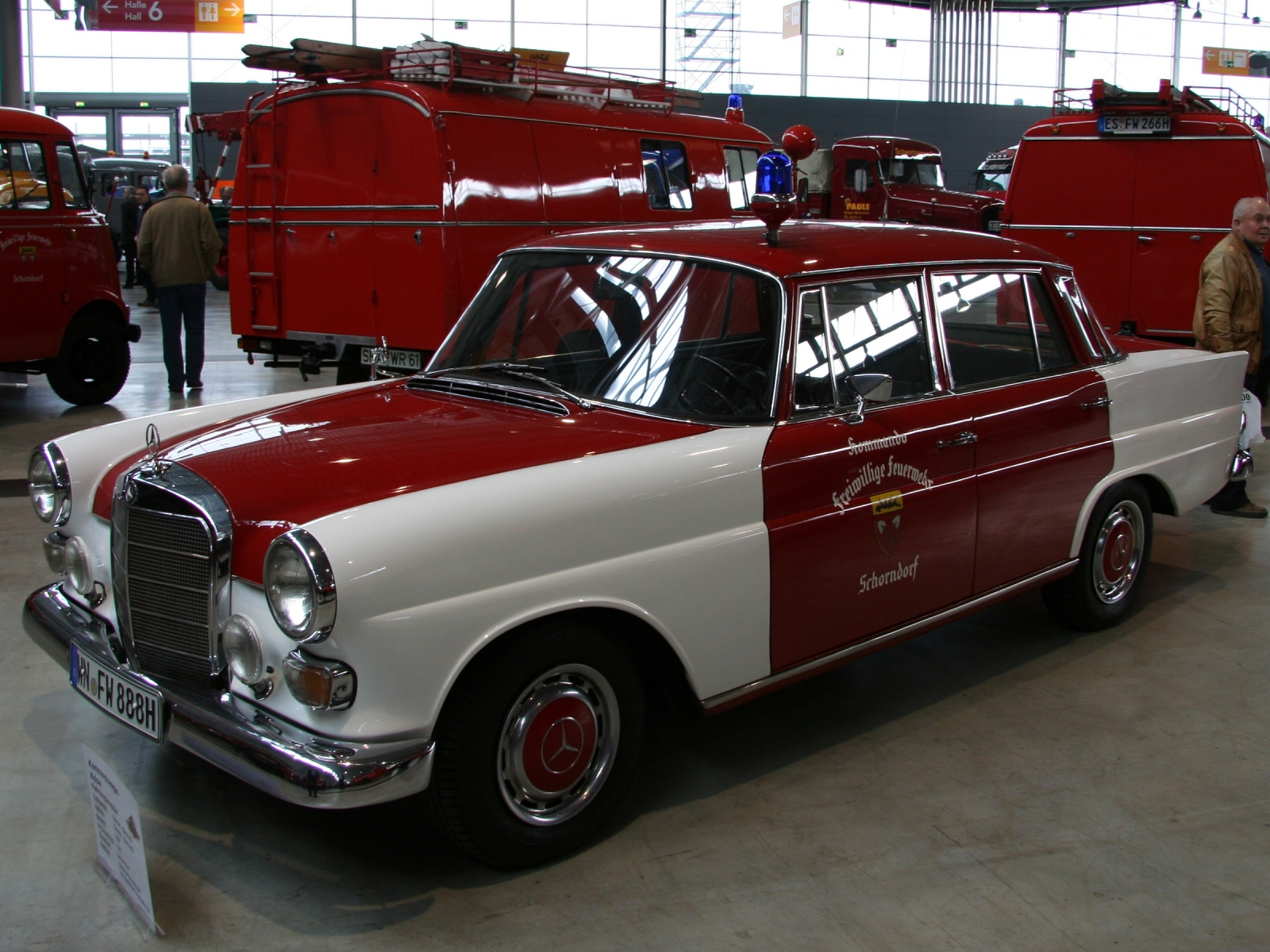 Mercedes Benz 200 Feuerwehr