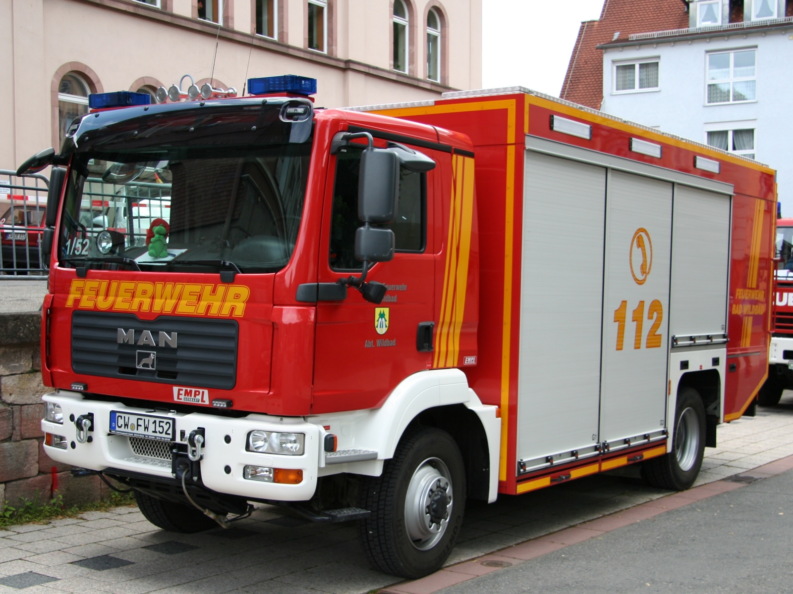 MAN Feuerwehr mit Aufbau von EMPL Bildersammlung von