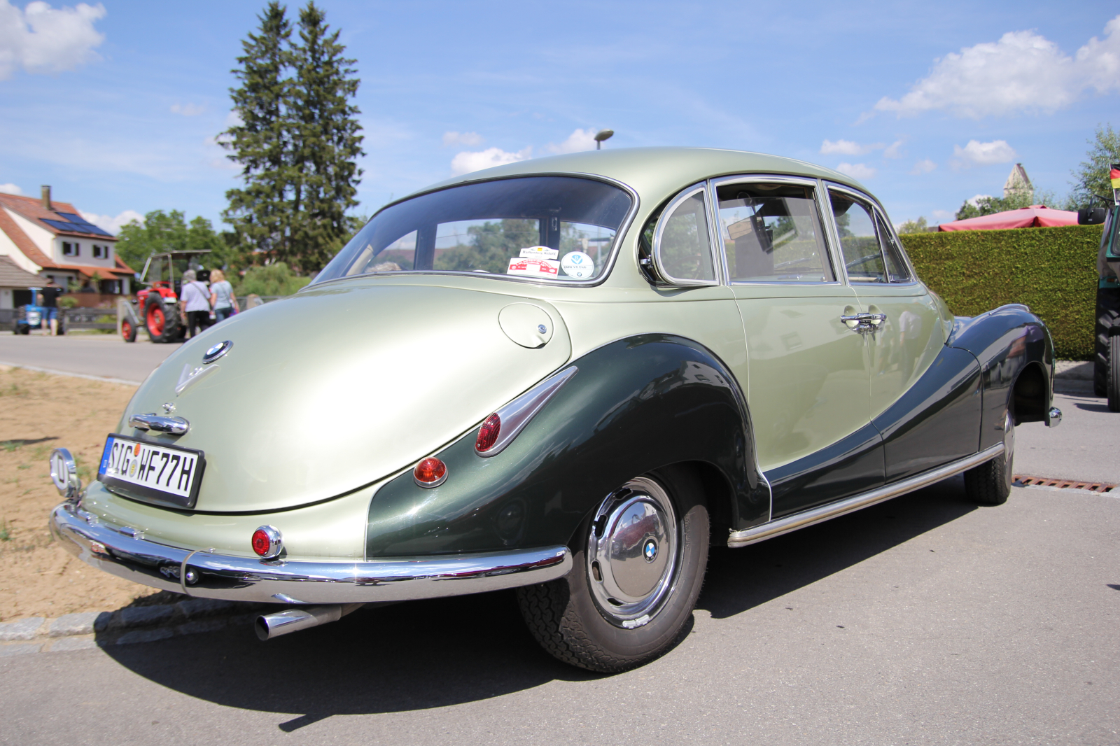 BMW 502 V8