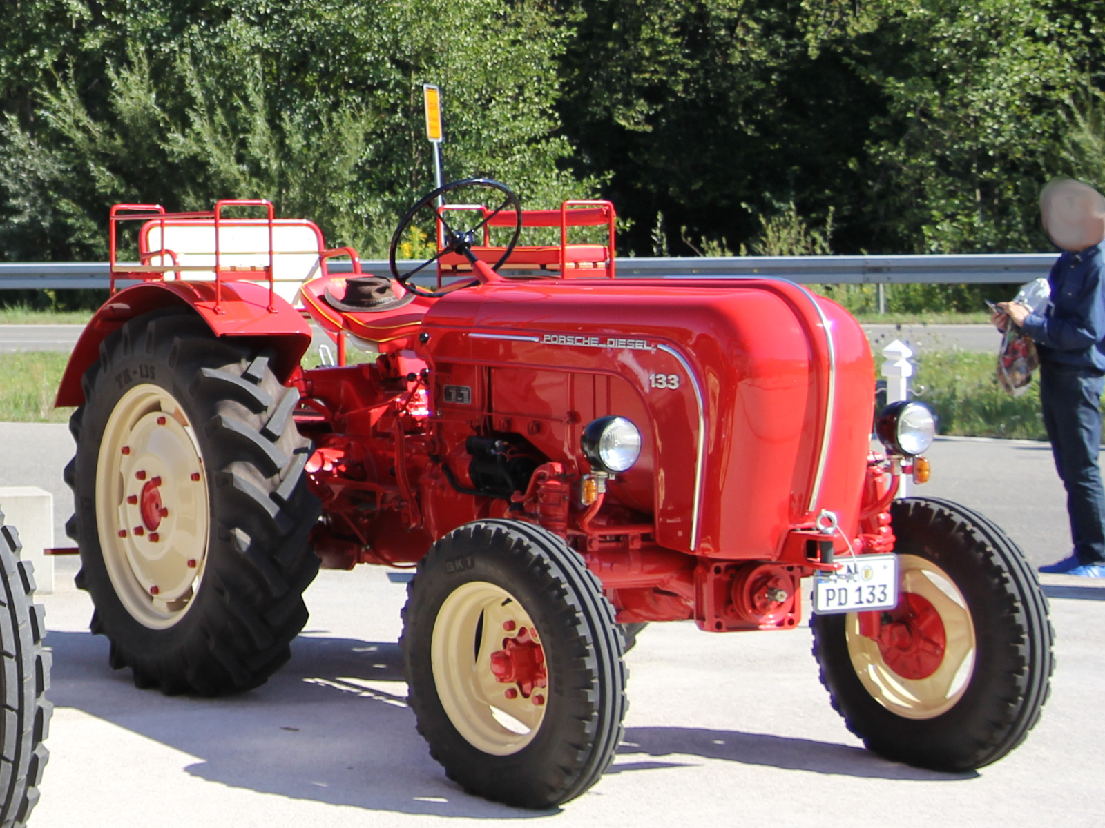 Porsche Diesel 133
