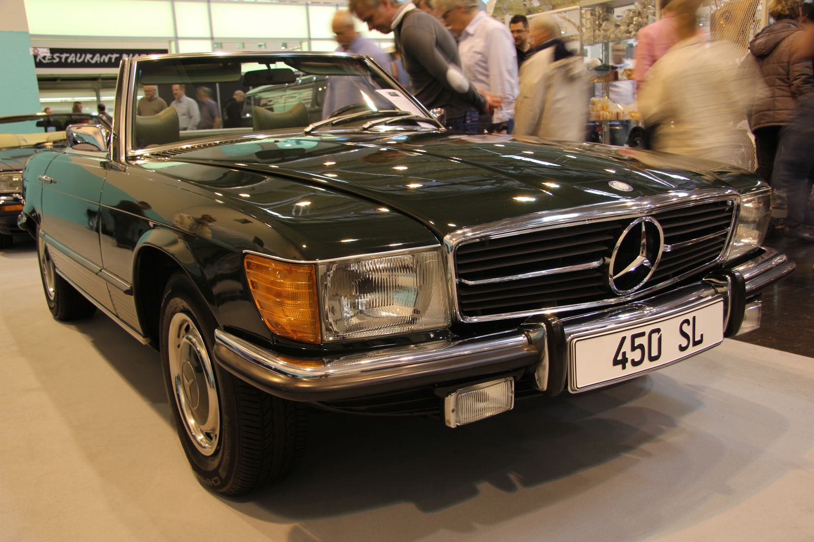 Mercedes Benz 450 SL R 107