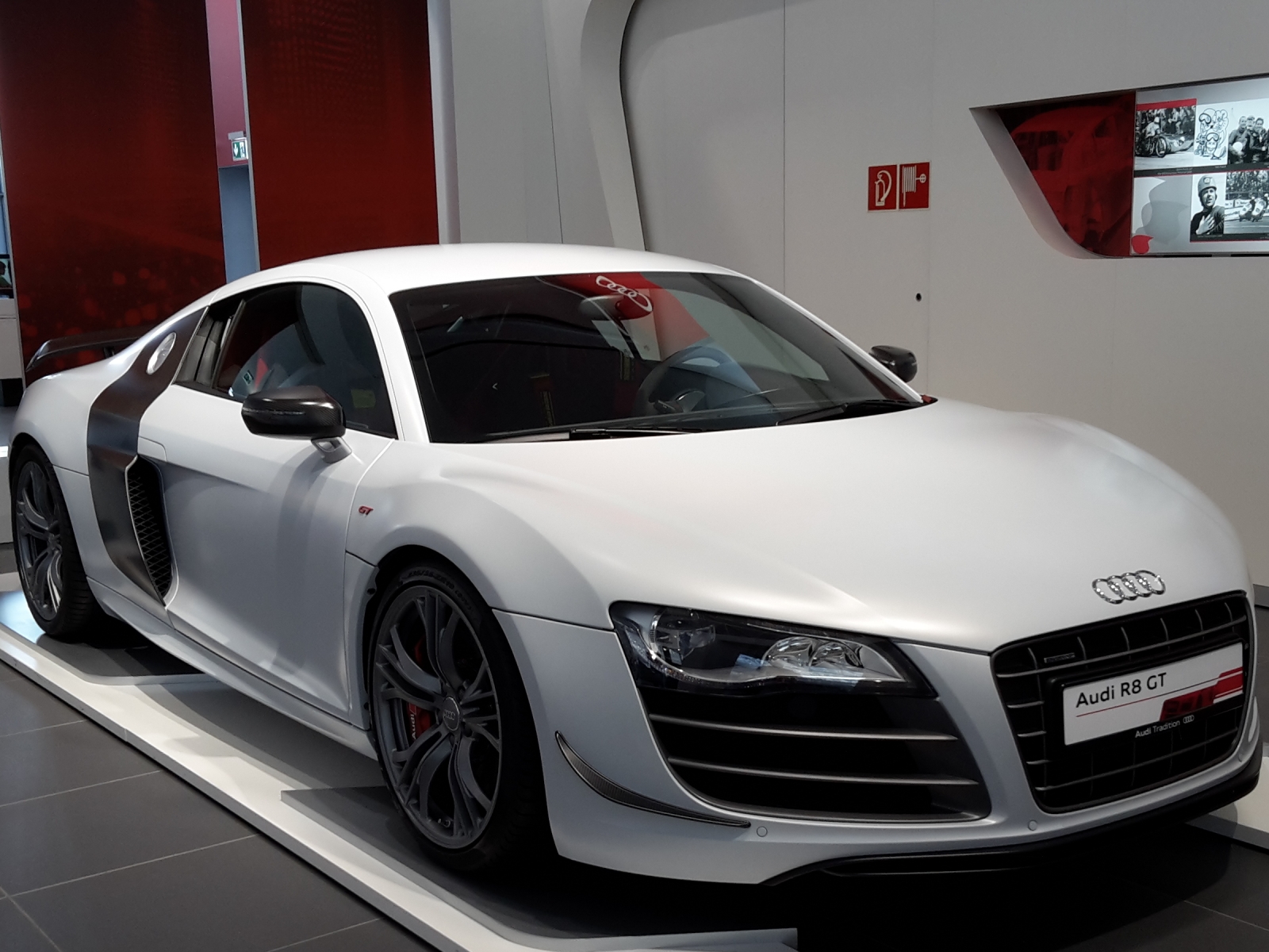 Audi R8 GT