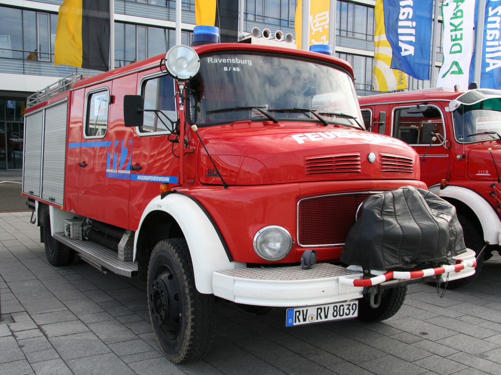 Mercedes Benz 1113 Feuerwehr mit Aufbau von Lentner