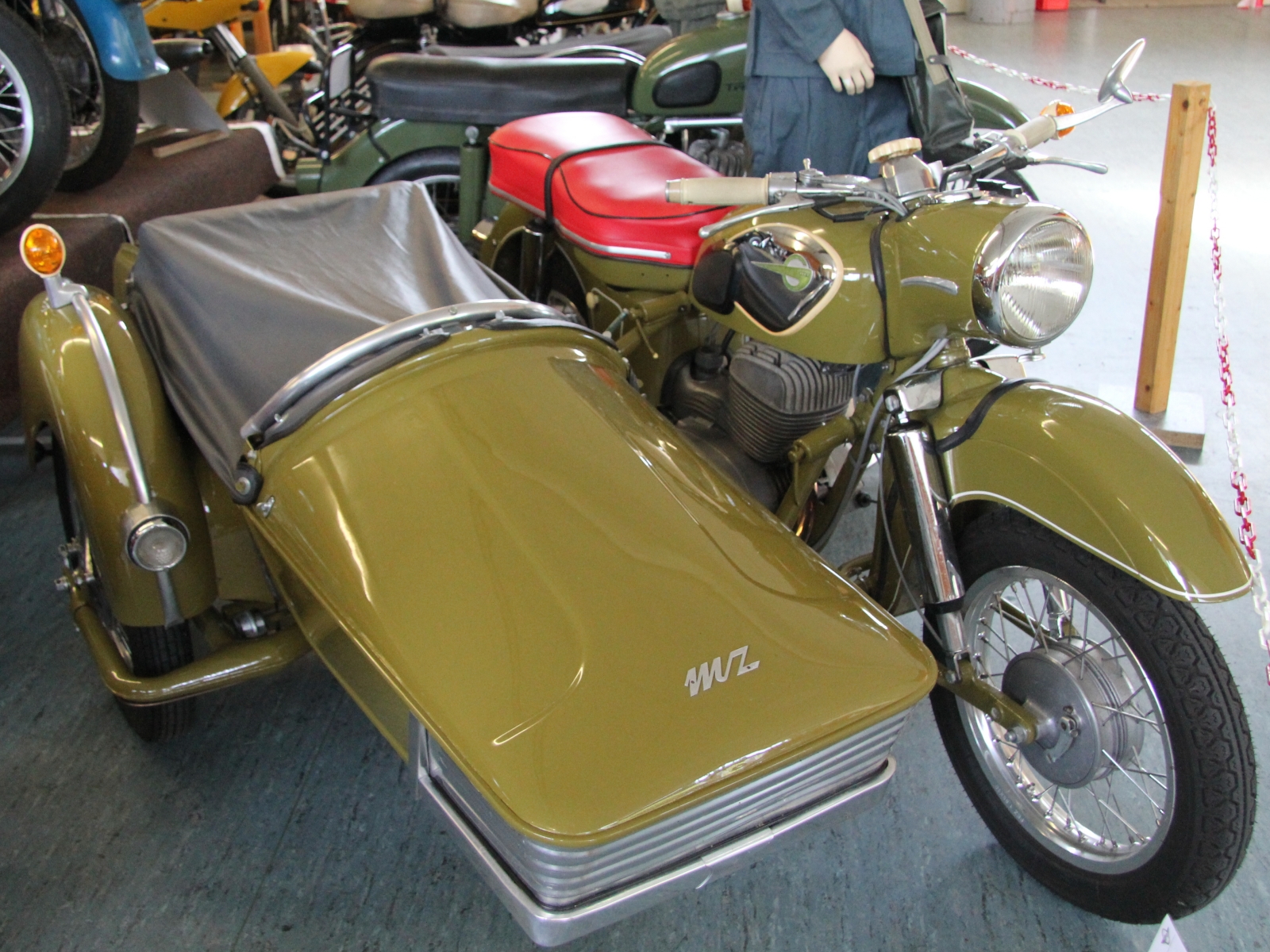 MZ ES 250/1 mit Seitenwagen