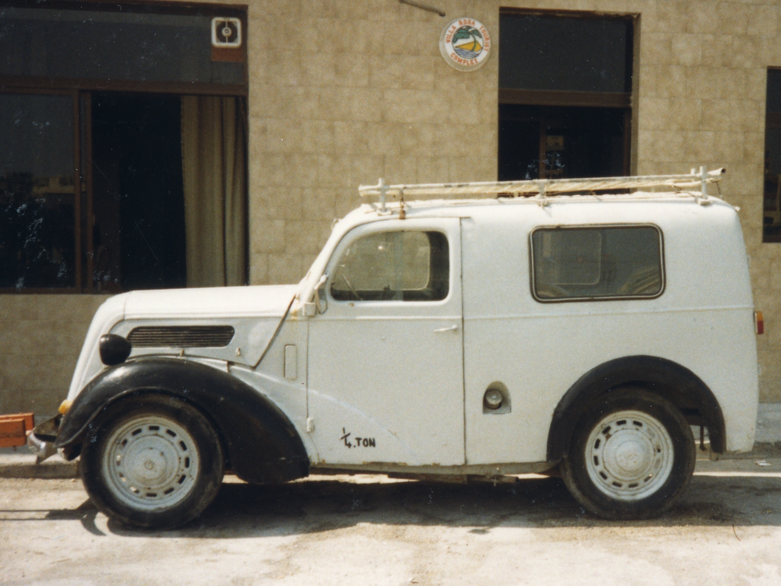Ford Popular Van