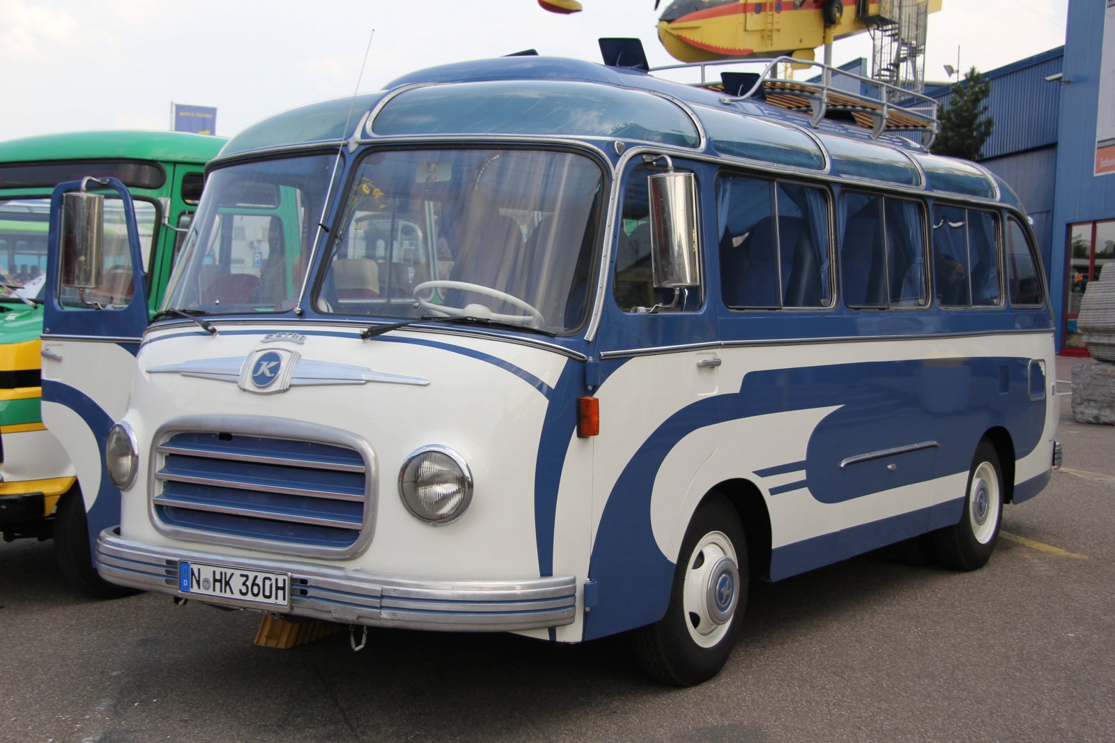 Kaessbohrer-Setra S6