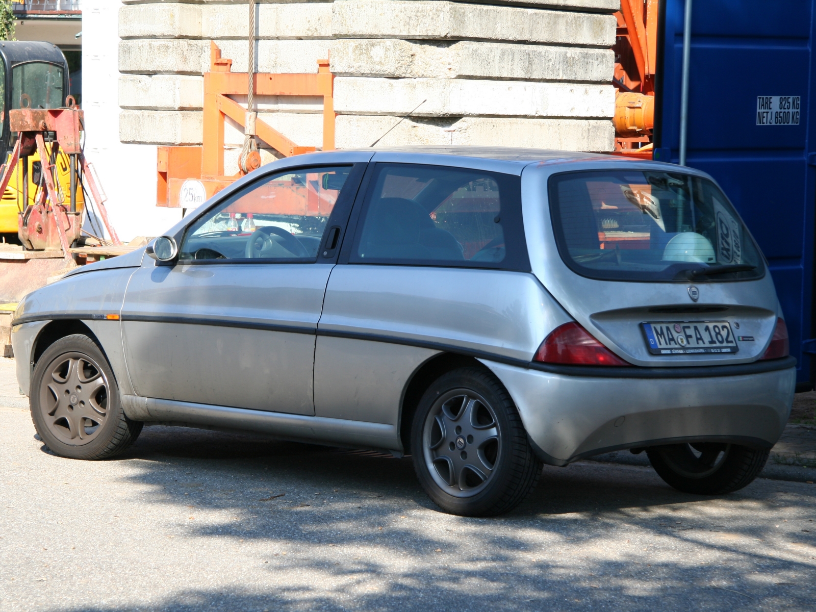 Lancia Y