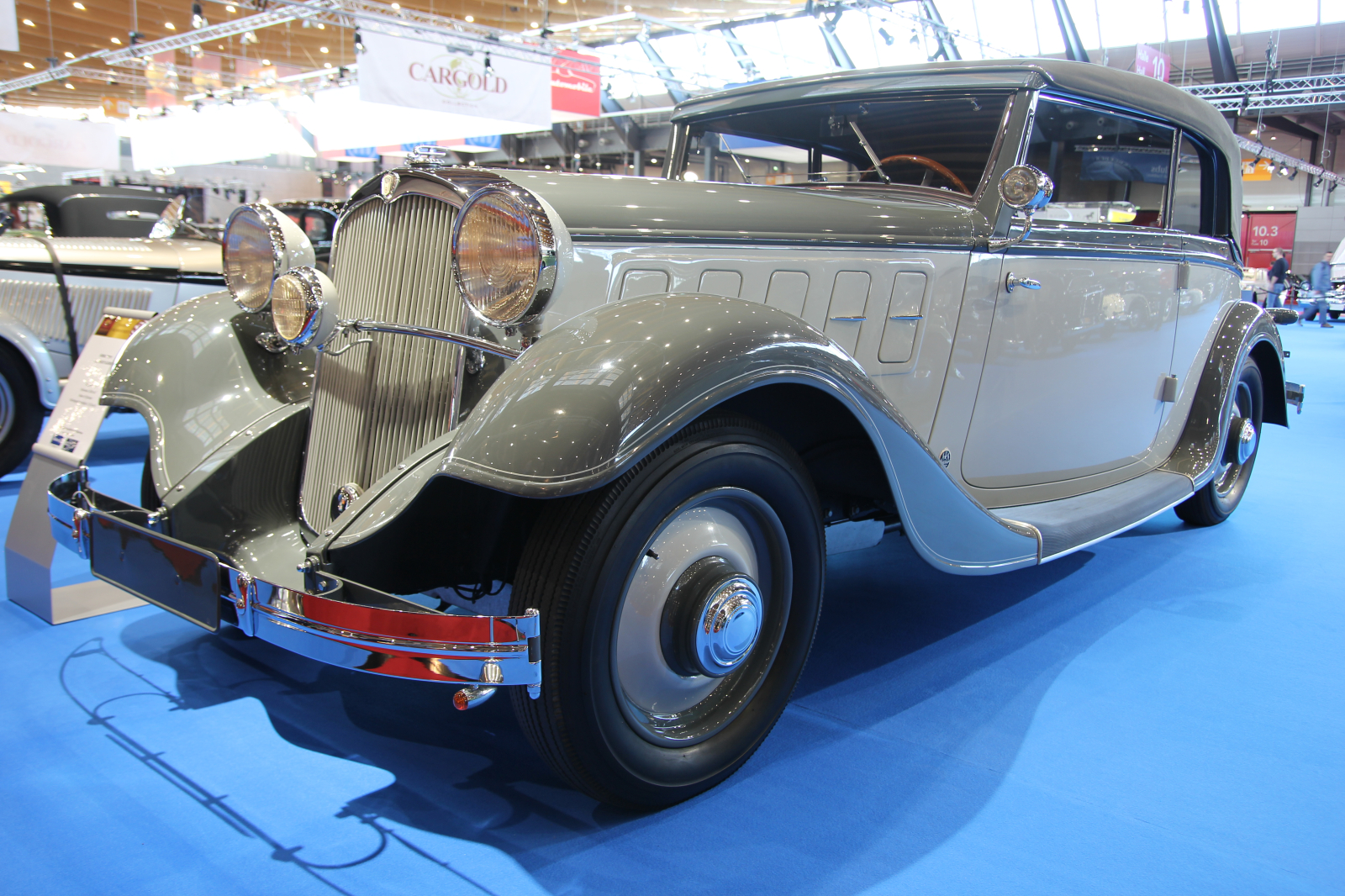 Röhr 8 Typ F Cabriolet mit Aufbau von Gläser