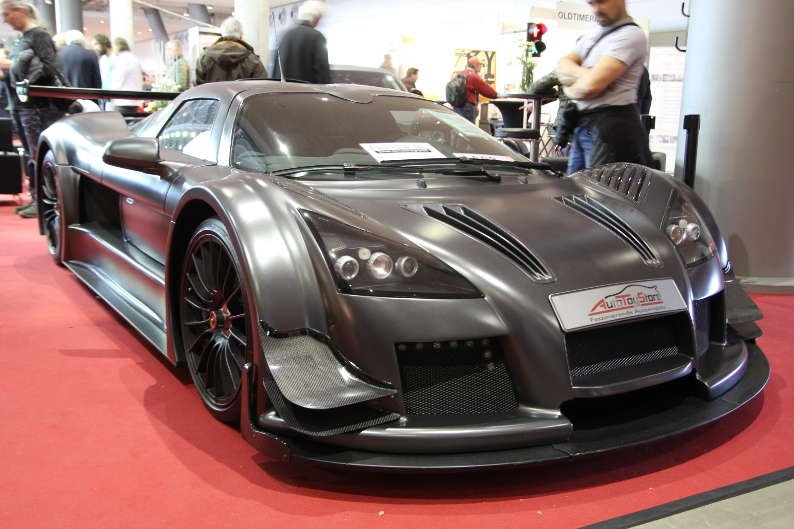 Gumpert Apollo S