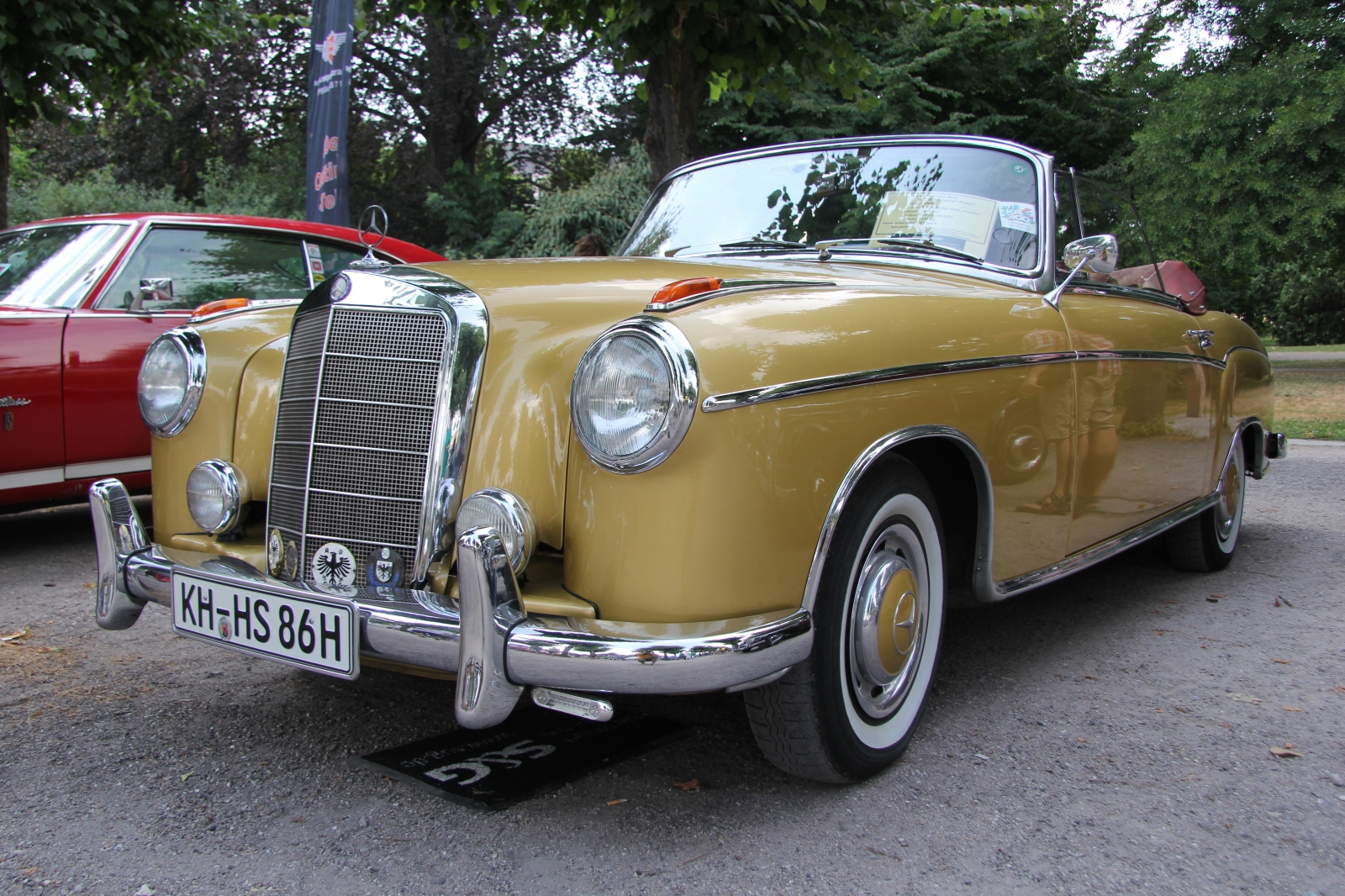 Mercedes Benz 220 SE Cabriolet W 128