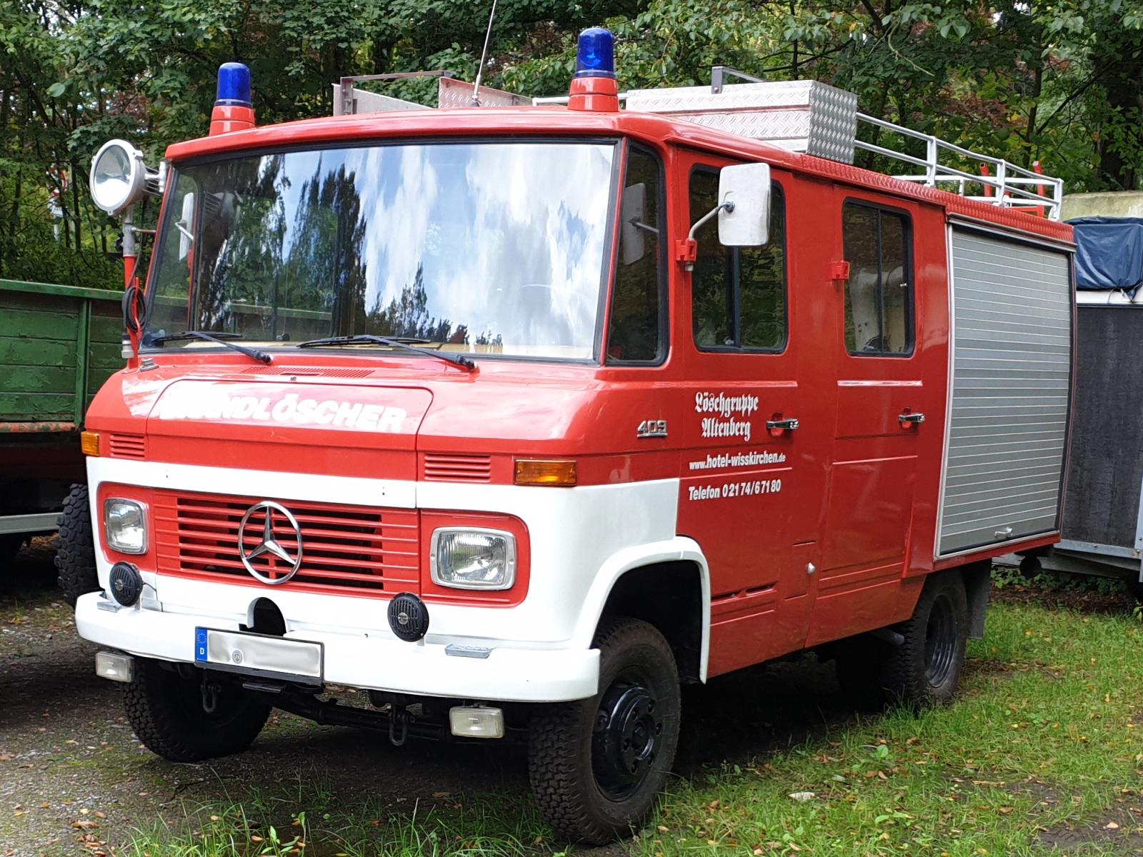 Mercedes Benz 409 Feuerwehr