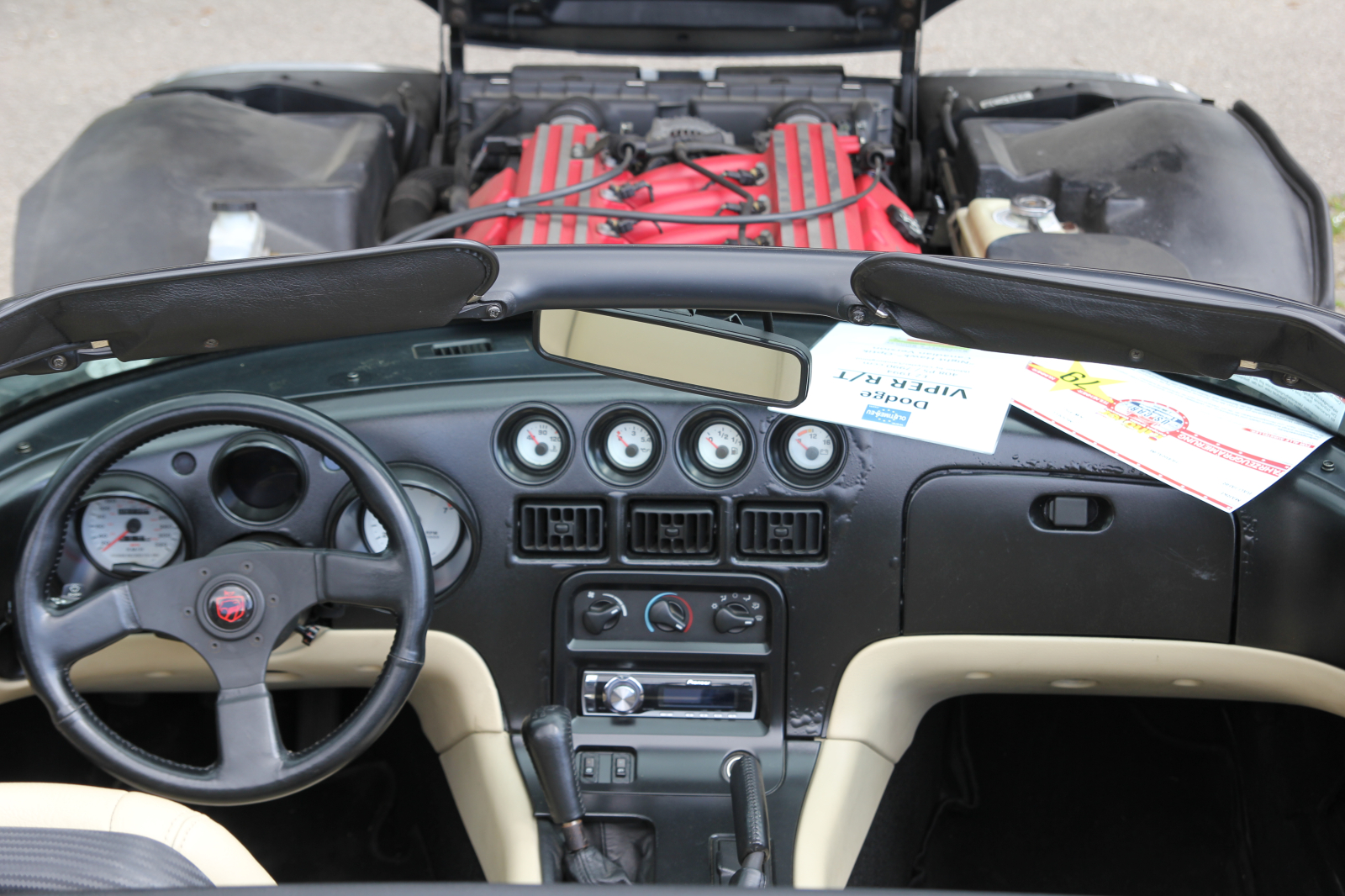 Dodge Viper R/T Detail