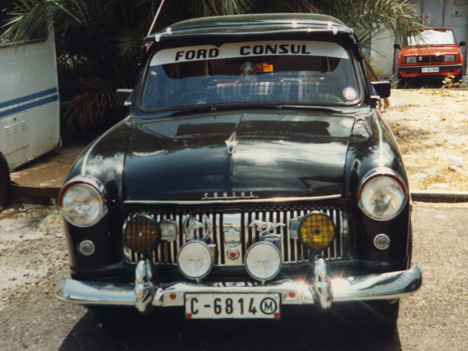 Ford Consul