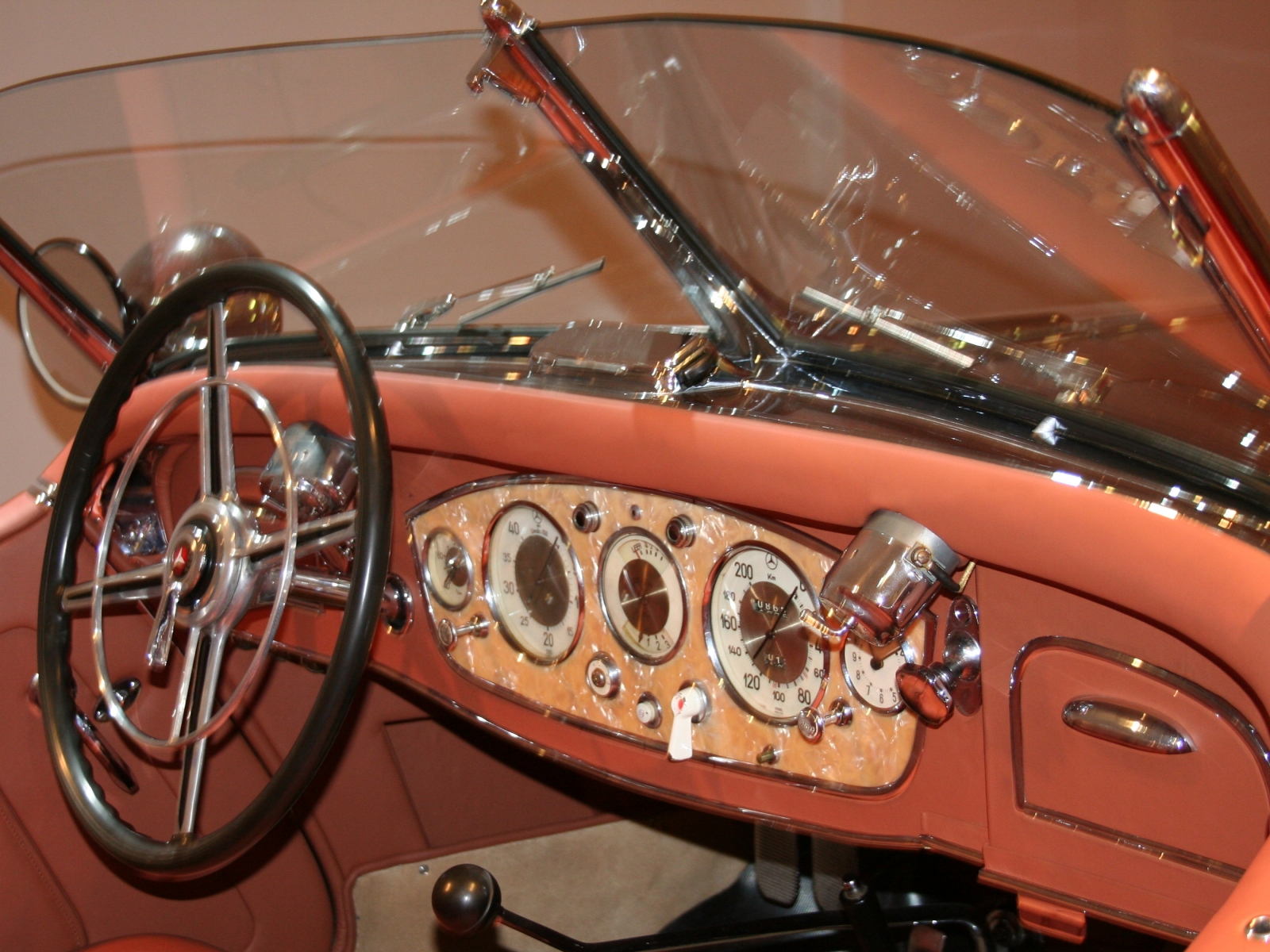 Mercedes Benz 500 K Special Roadster Detail