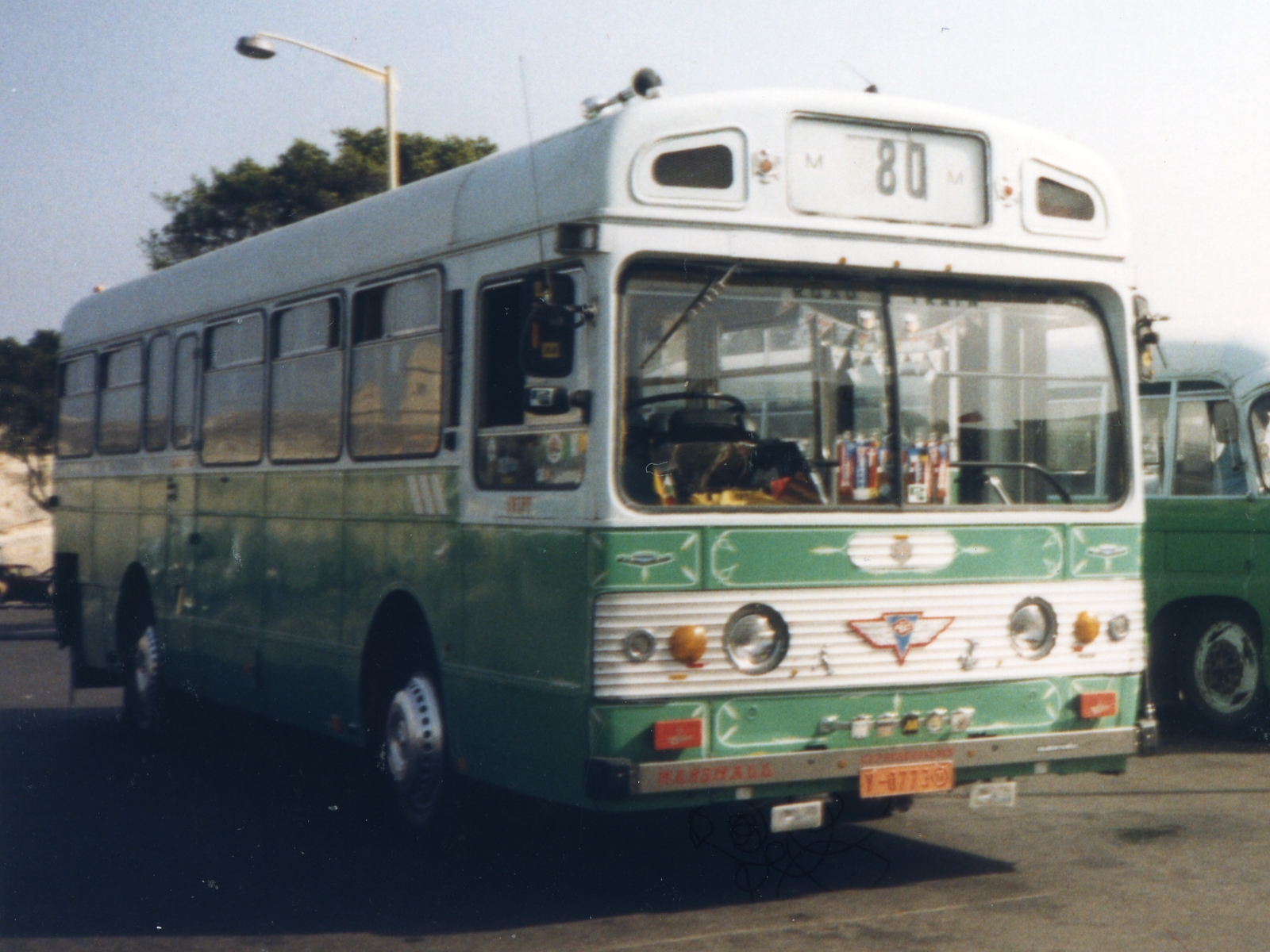 AEC Swift mit Aufbau von Marshall