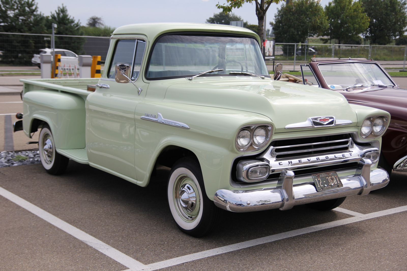 Chevrolet Apache
