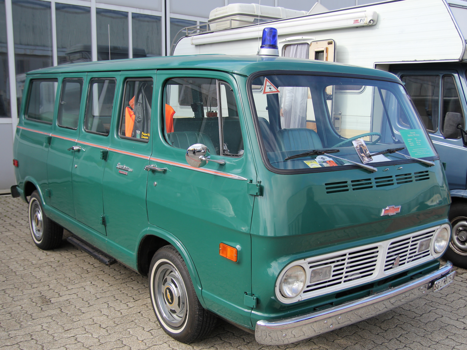 Chevrolet Sportvan 108 Deluxe Polizei