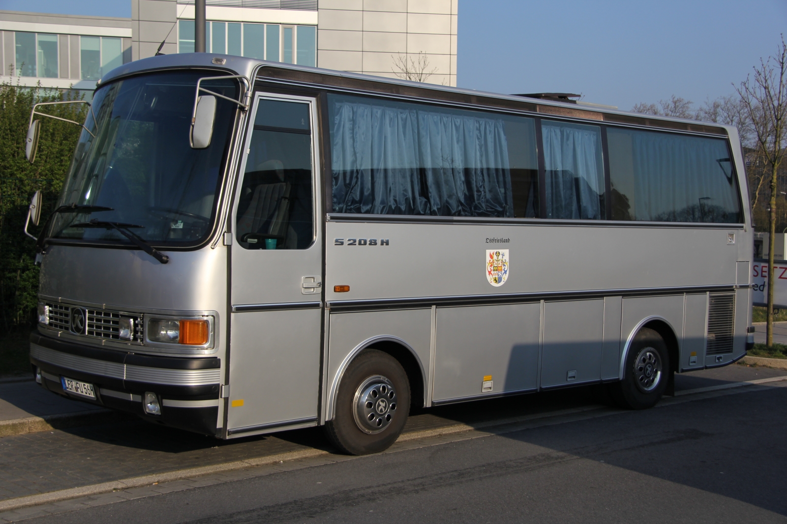 Kaessbohrer-Setra S 208 H