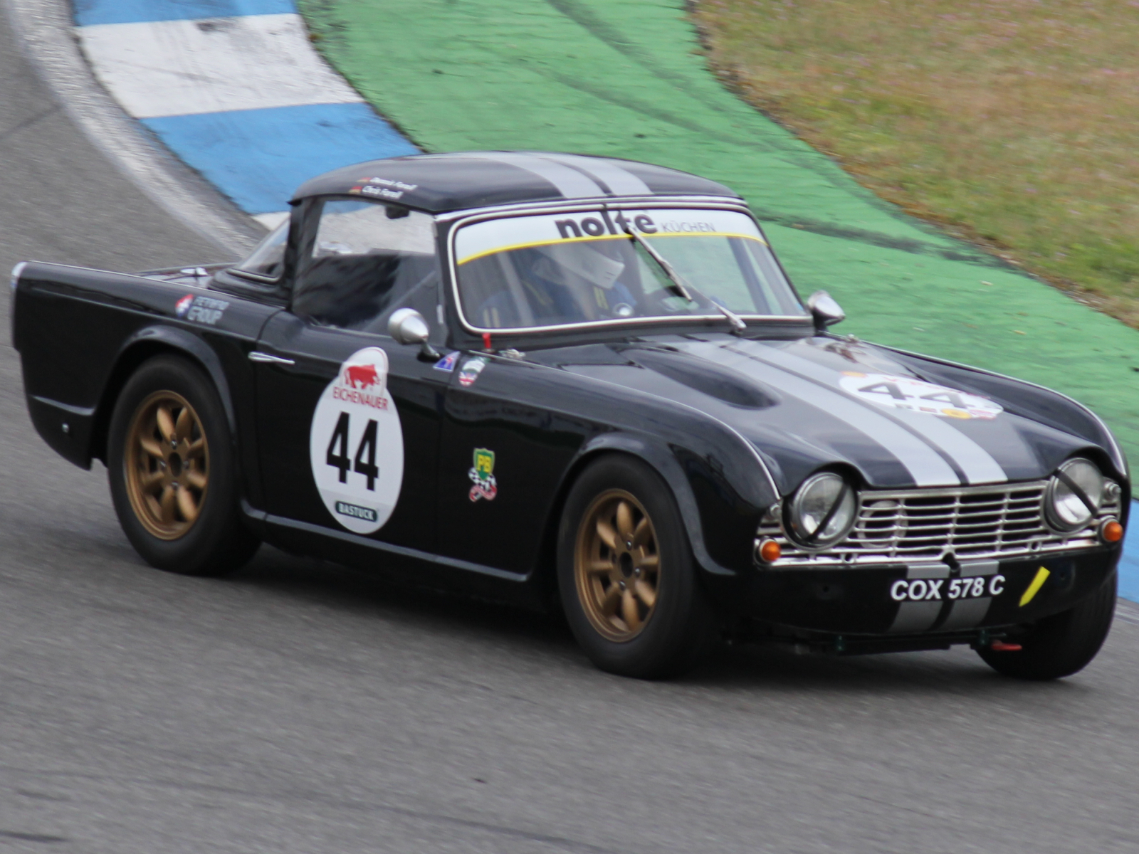 Triumph TR4