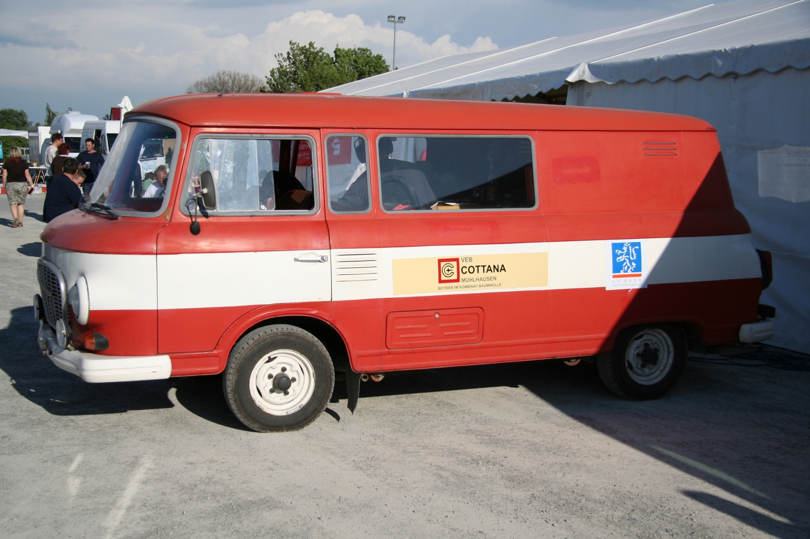 Barkas B 1000