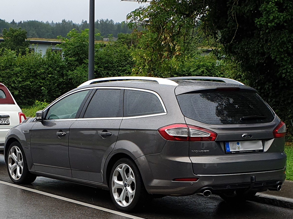 Ford Mondeo Turnier