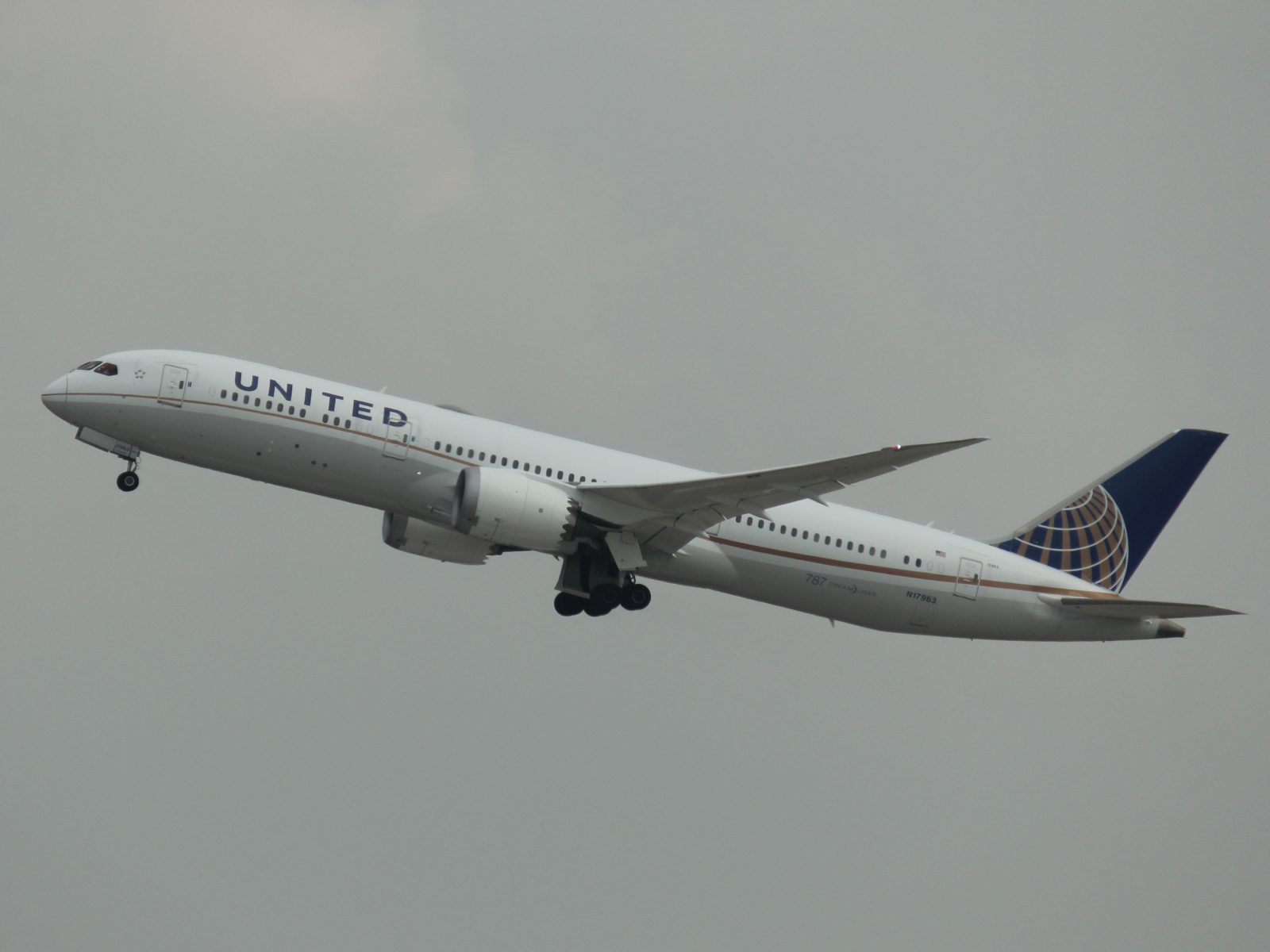 Boeing 787 Dream-Liner von United