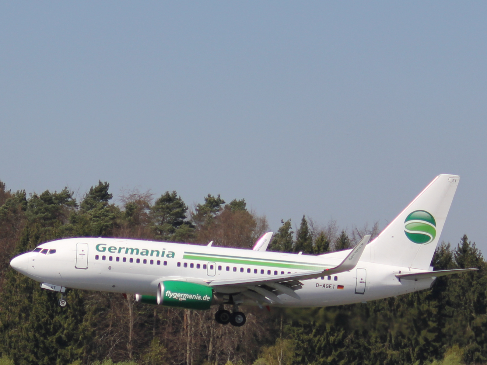 Boeing 737 75B Germania