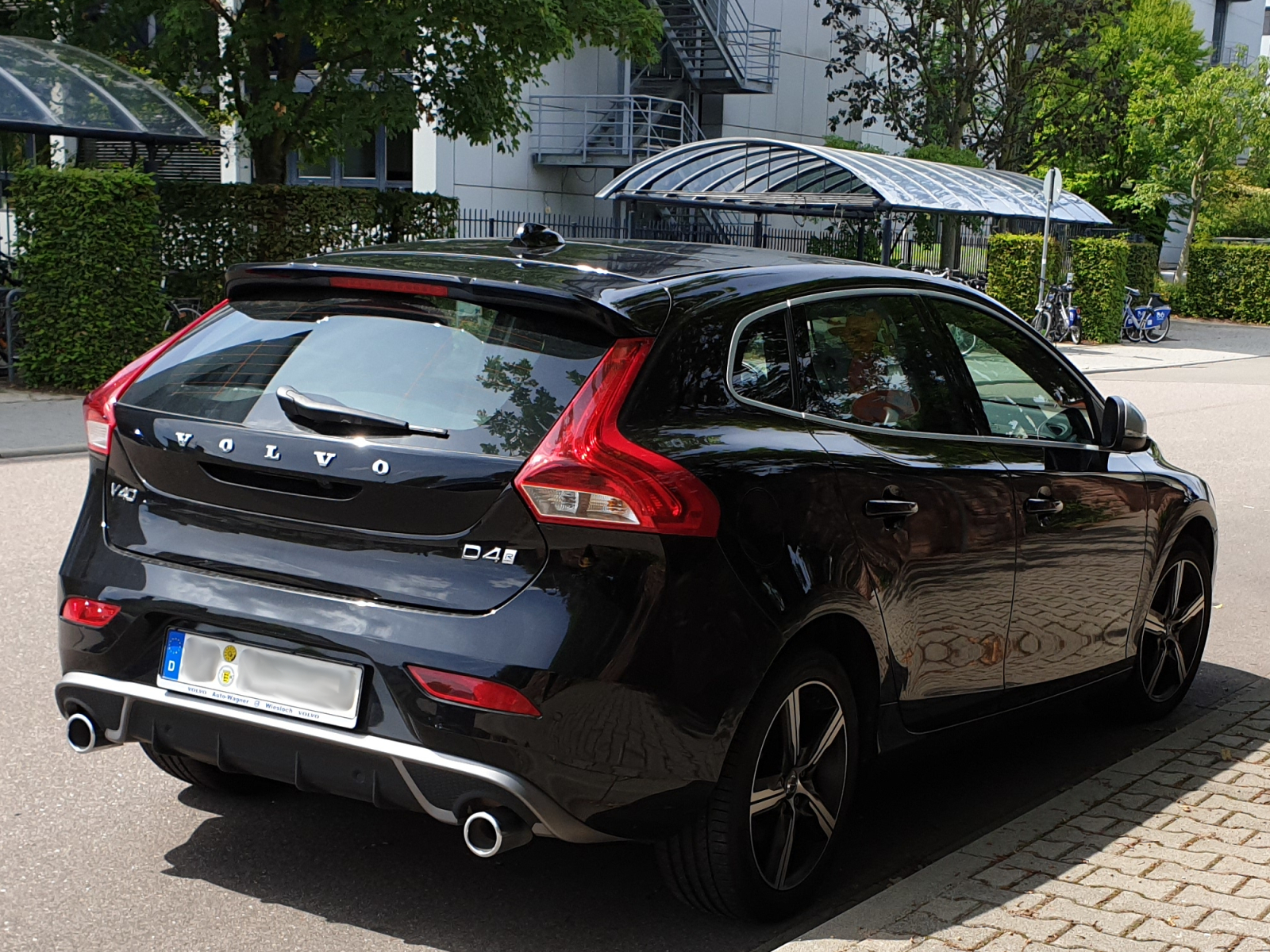 Volvo V 40 D4