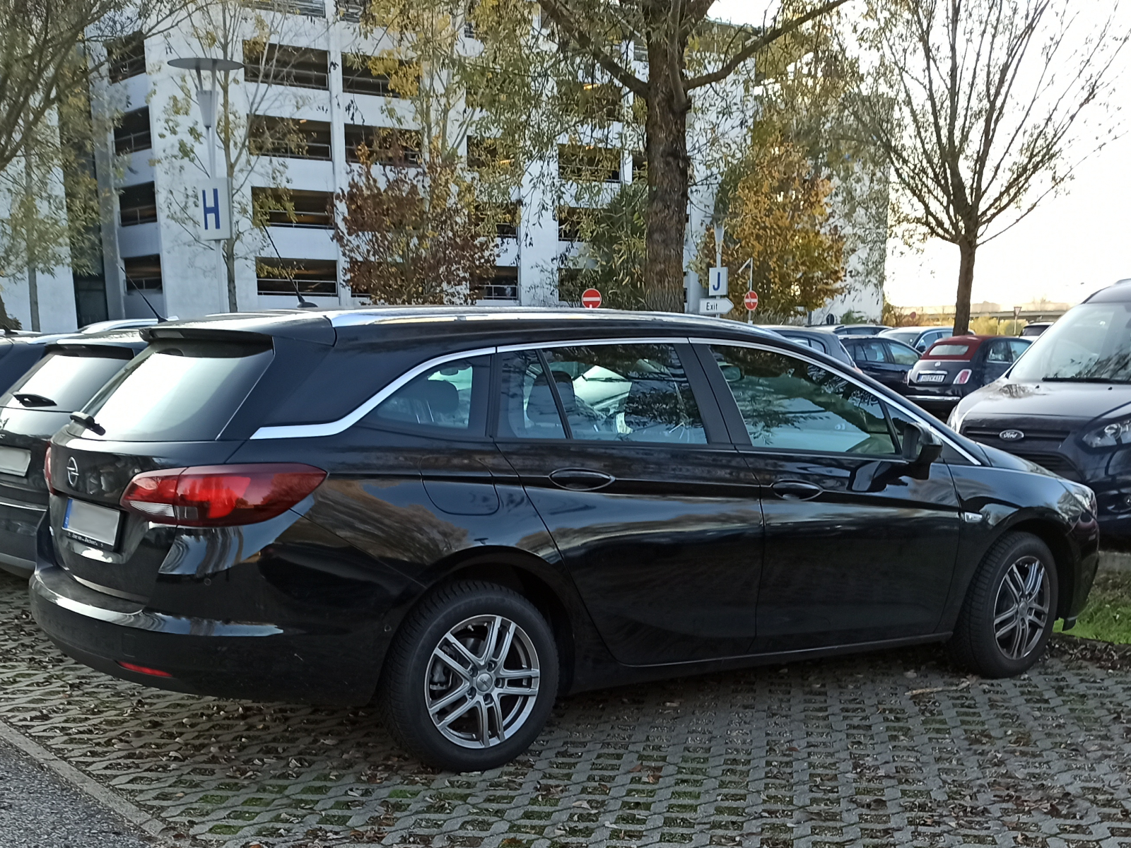 Opel Astra J Caravan