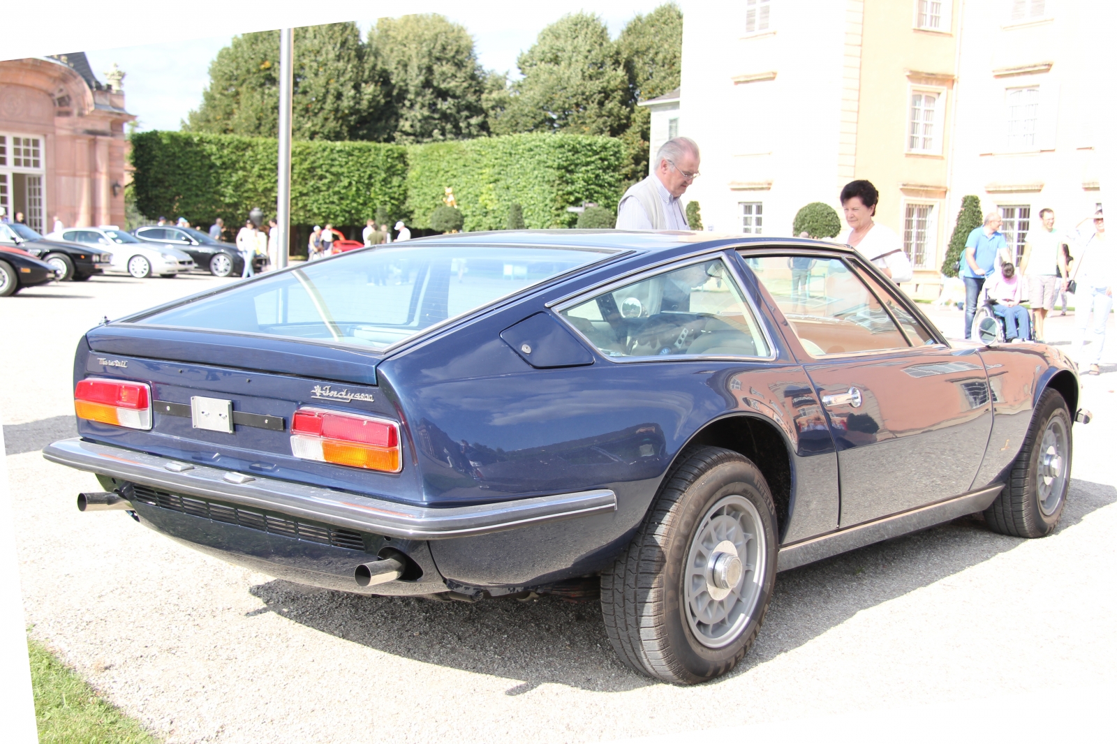 Maserati Indy 4,9