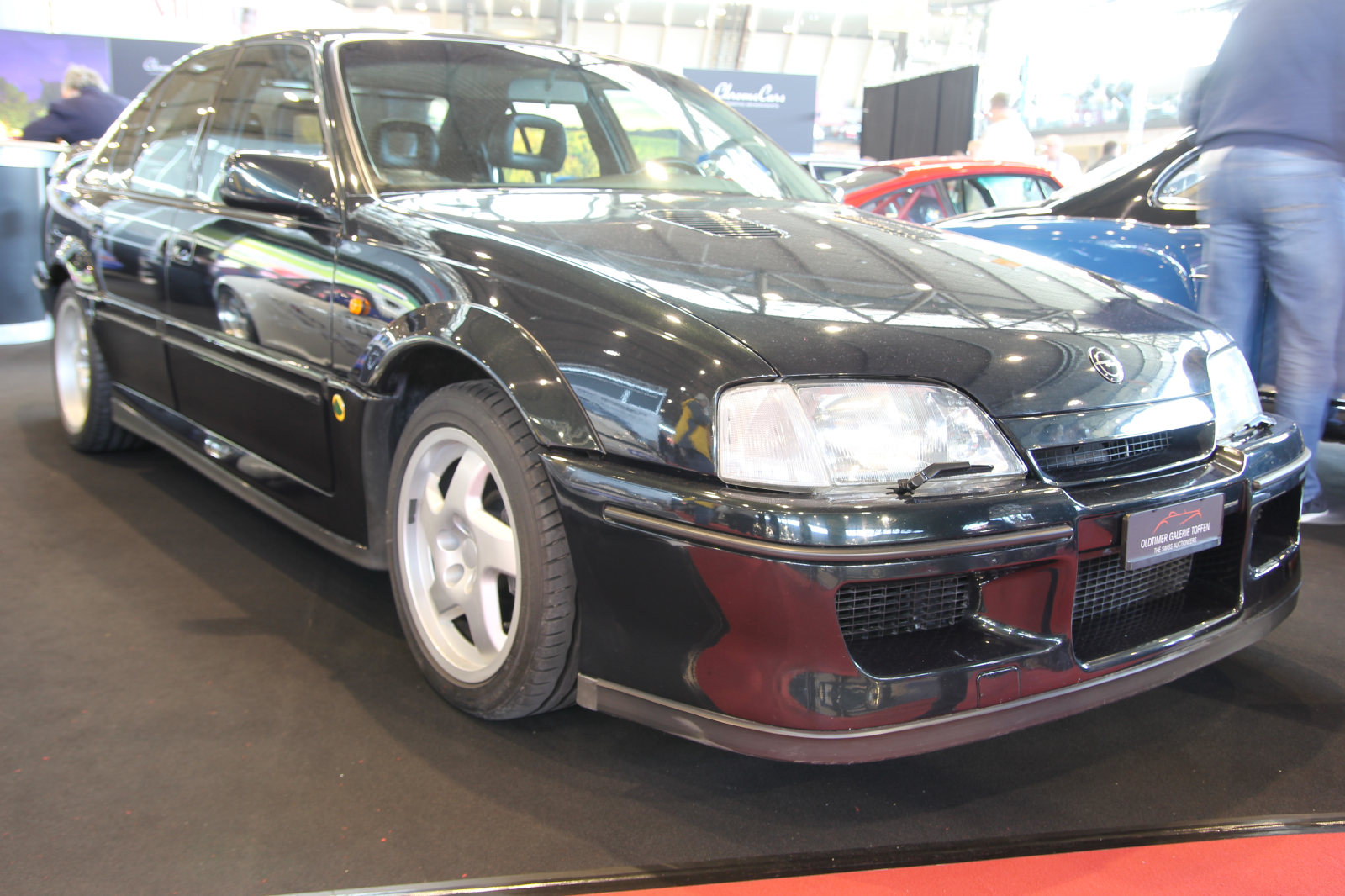 Opel Lotus Omega