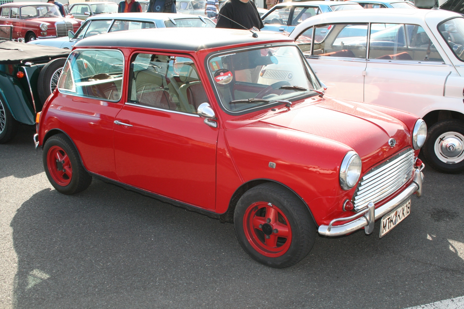 Mini