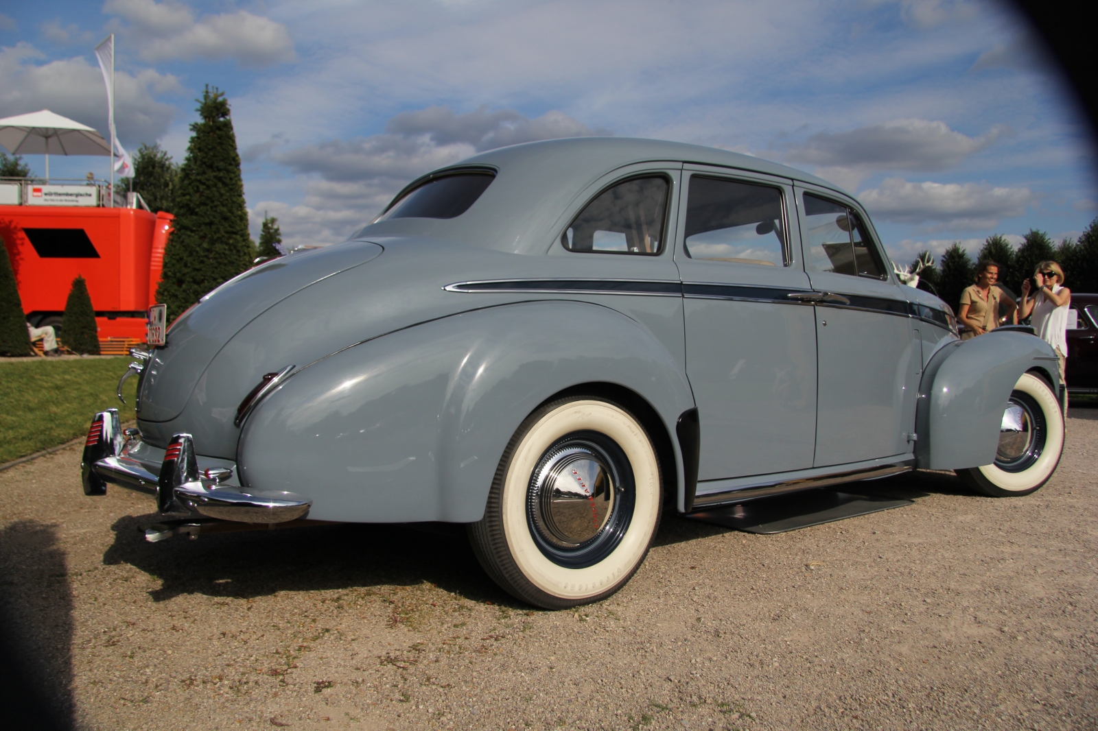 Studebaker Commander De Luxe Coup