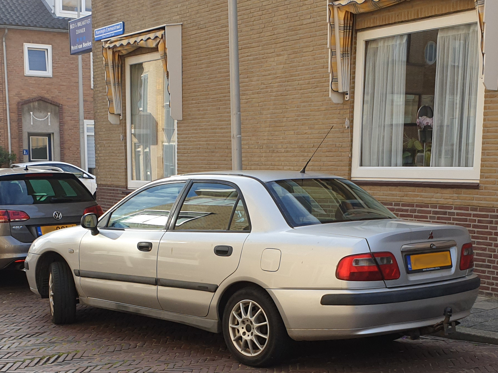 Mitsubishi Carisma