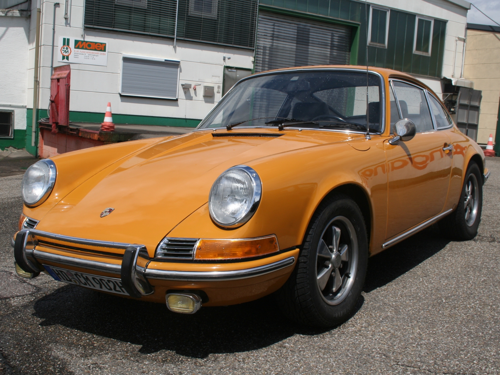 Porsche 911