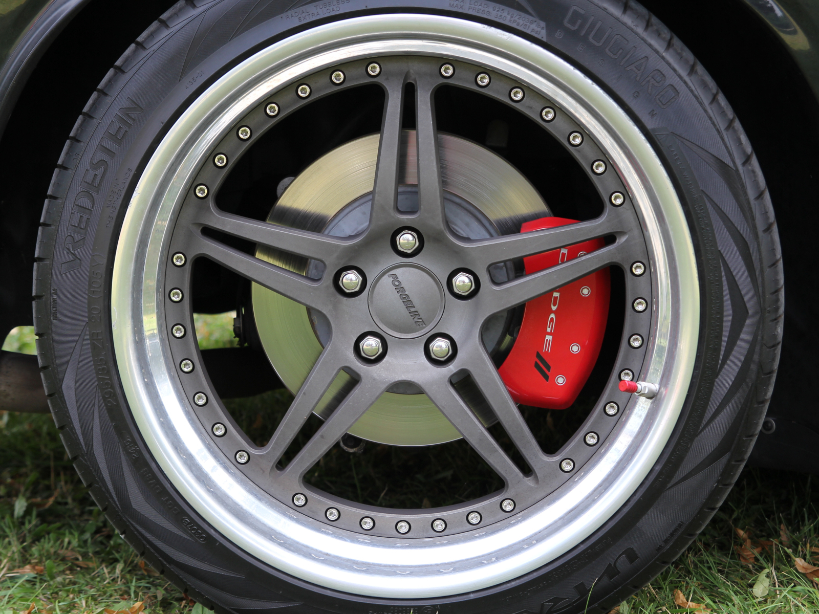 Dodge Challenger SRT 8 Detail