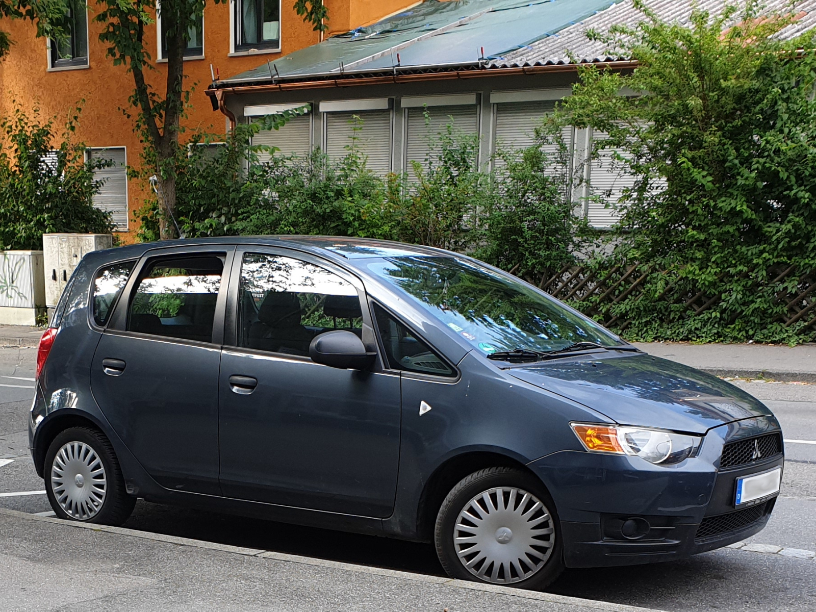 Mitsubishi Colt Z30
