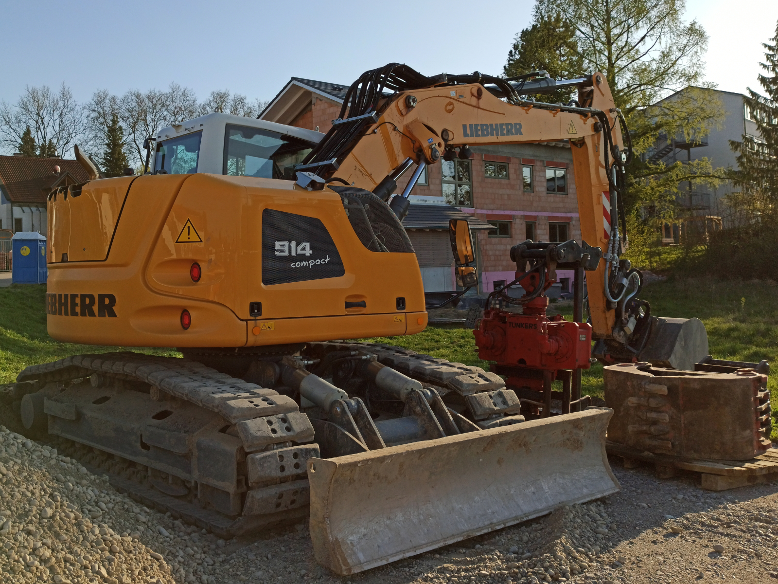Liebherr 914 Compact