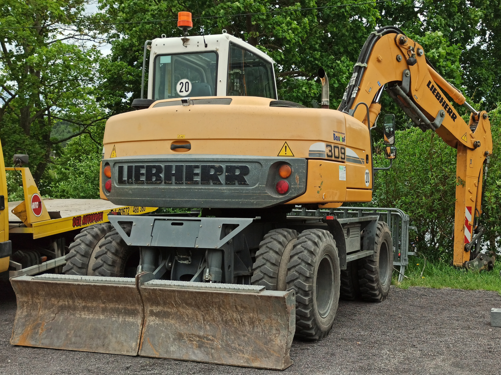 Liebherr 309