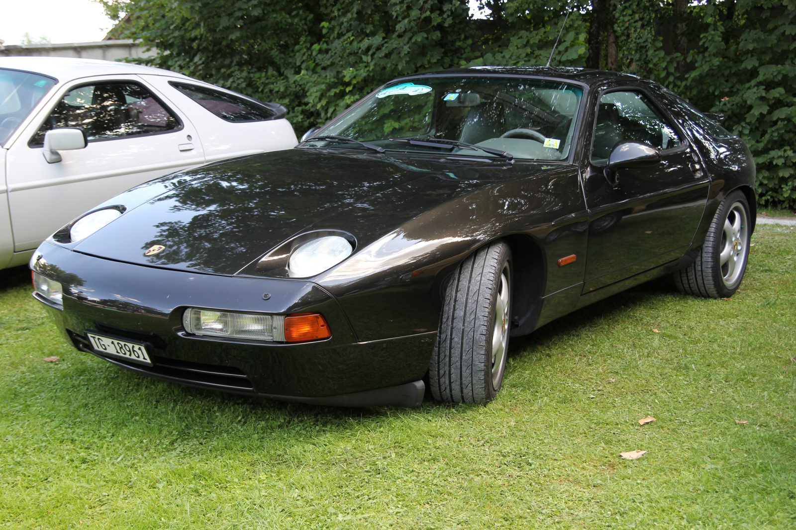 Porsche 928 GTS