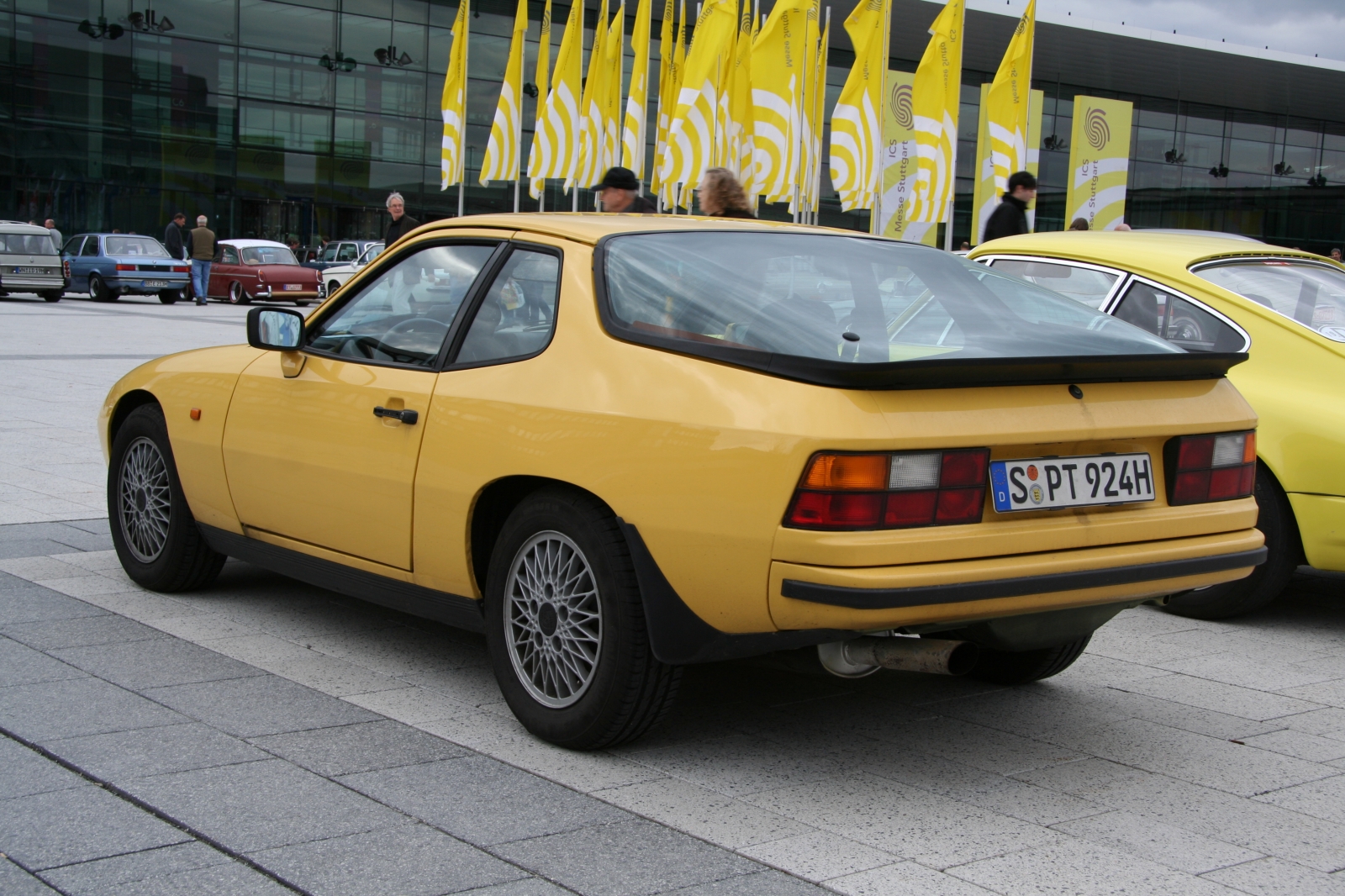 Porsche 924